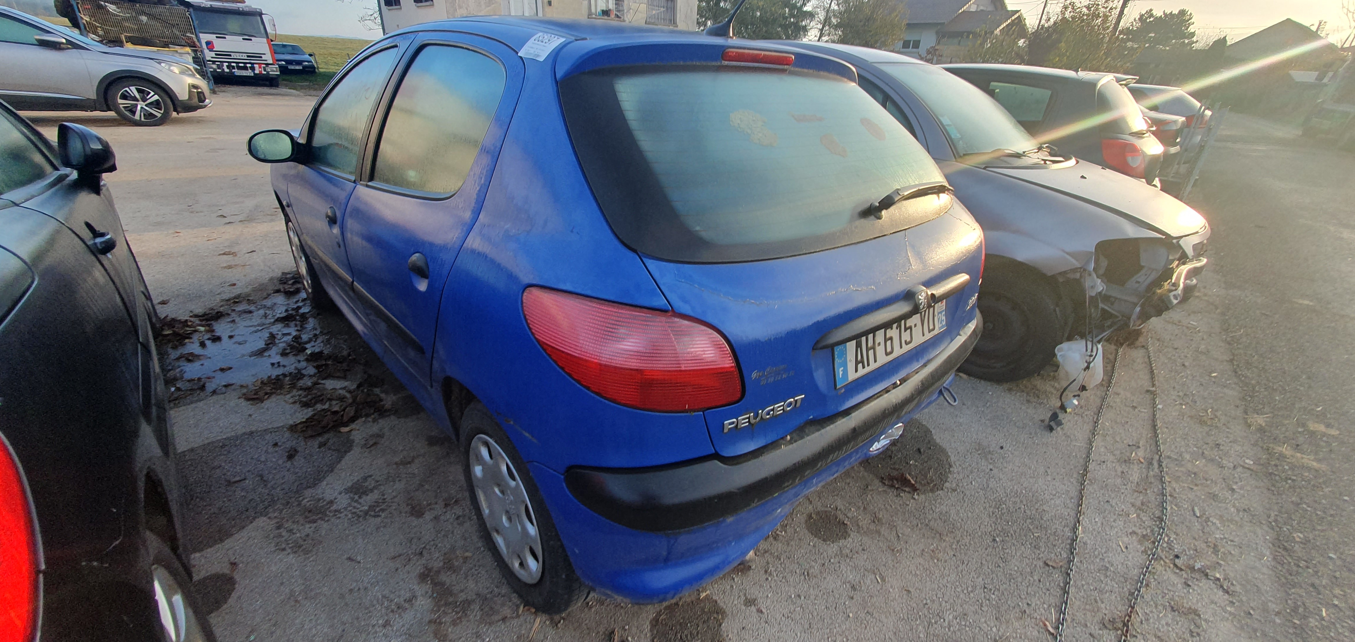 Leve vitre electrique avant gauche pour PEUGEOT 206 PHASE 2 Leve vitre electrique avant gauche pour PEUGEOT 206 PHASE 2