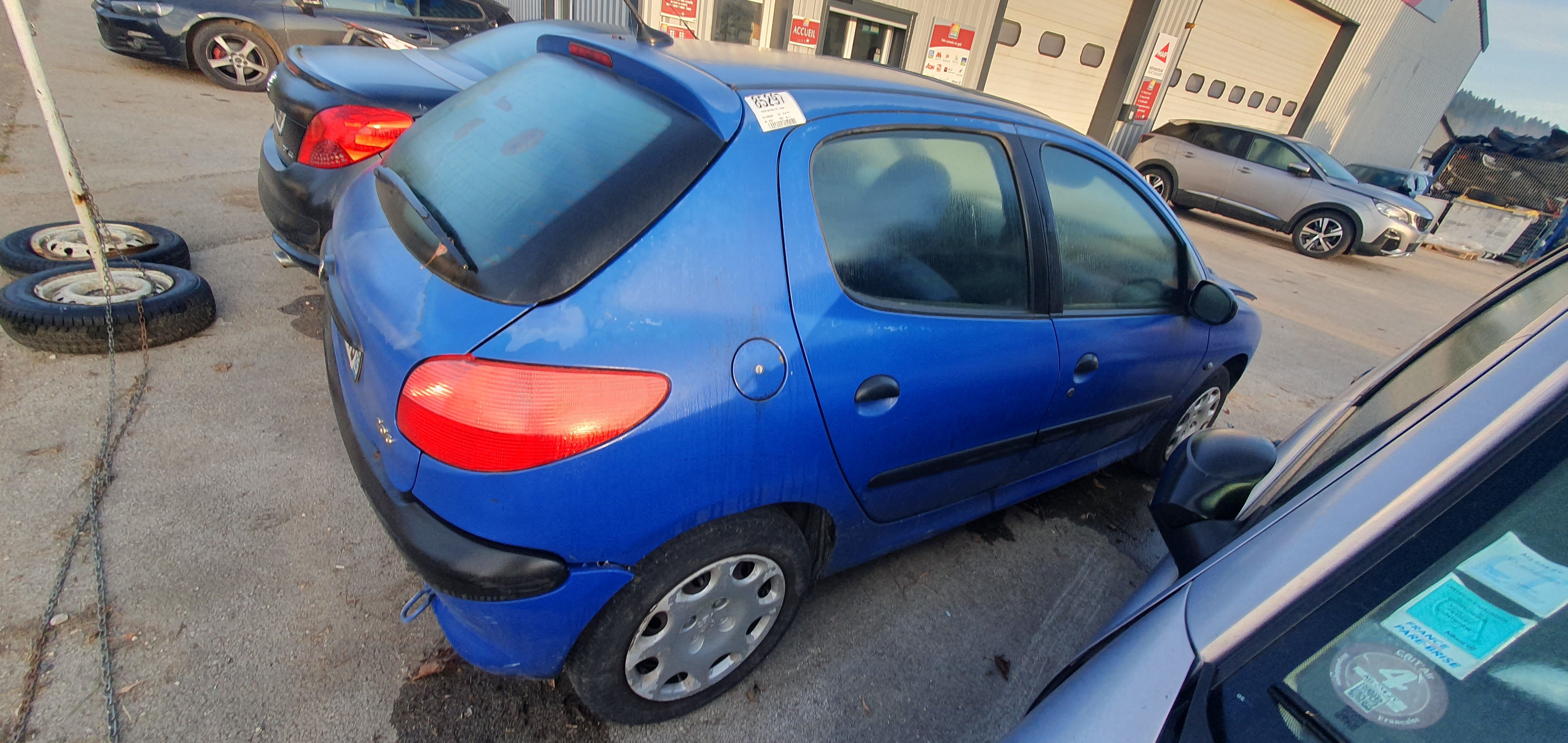 Leve vitre electrique avant gauche pour PEUGEOT 206 PHASE 2 Leve vitre electrique avant gauche pour PEUGEOT 206 PHASE 2