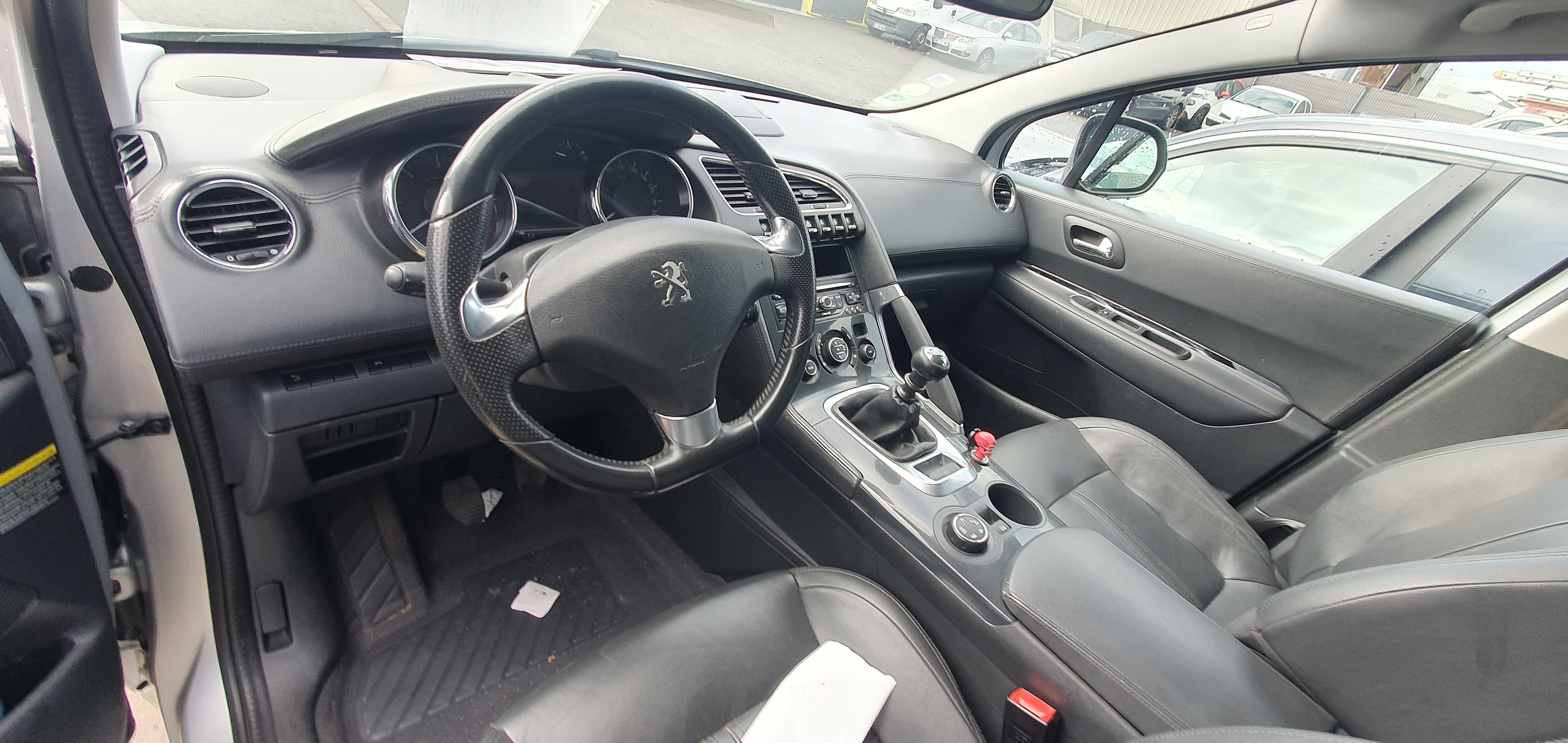 Feu arriere secondaire gauche (feux) pour PEUGEOT 3008 1 PHASE 2 Feu arriere secondaire gauche (feux) pour PEUGEOT 3008 1 PHASE 2