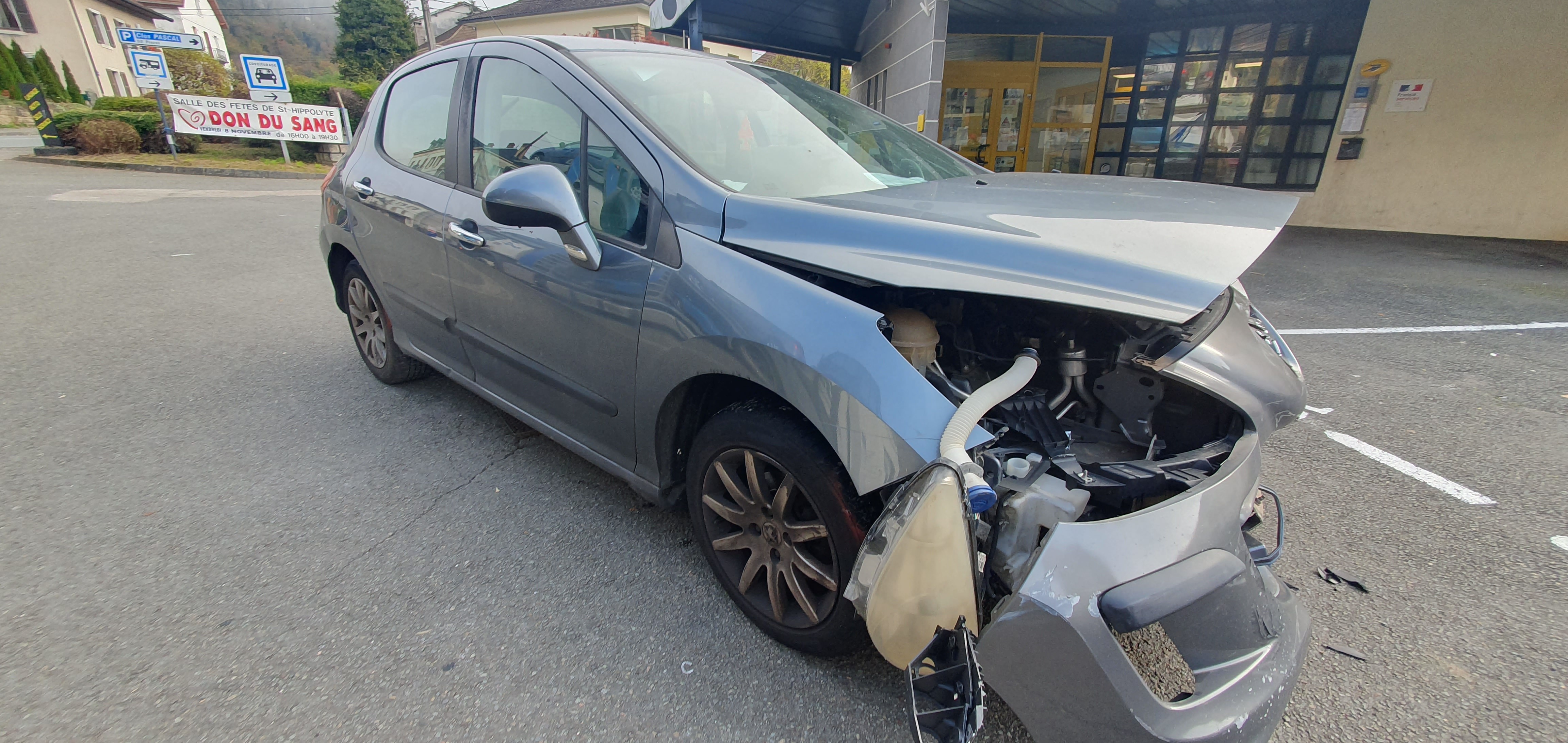 Aile avant droit pour PEUGEOT 308 1 PHASE 1 Aile avant droit pour PEUGEOT 308 1 PHASE 1