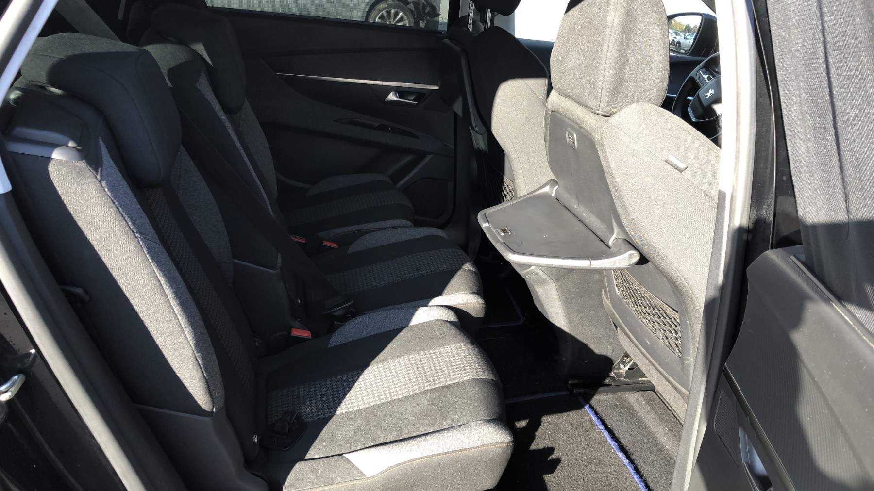 Jante pour PEUGEOT 5008 2 PHASE 1 Jante pour PEUGEOT 5008 2 PHASE 1