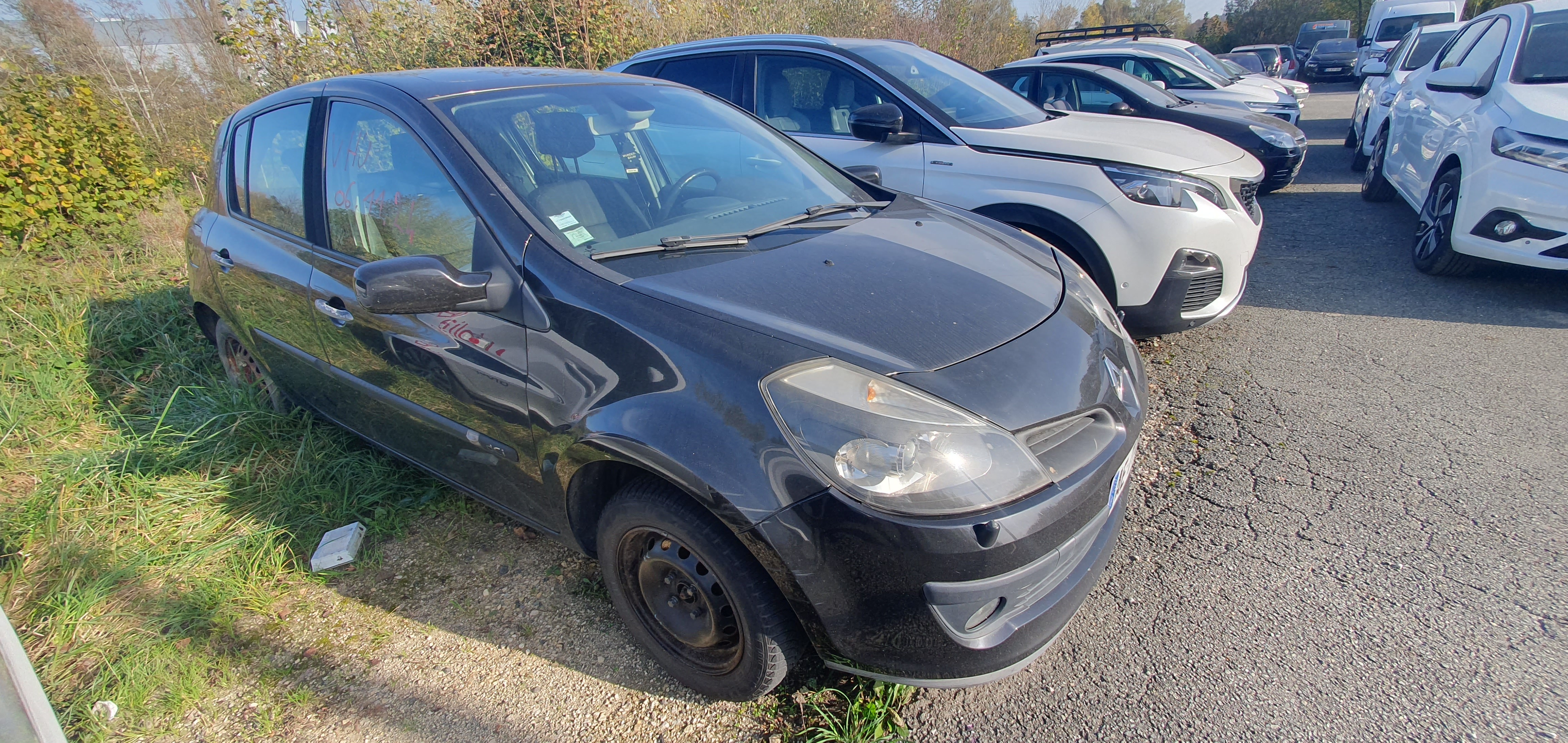 Aile avant gauche pour RENAULT CLIO 3 PHASE 1 Aile avant gauche pour RENAULT CLIO 3 PHASE 1