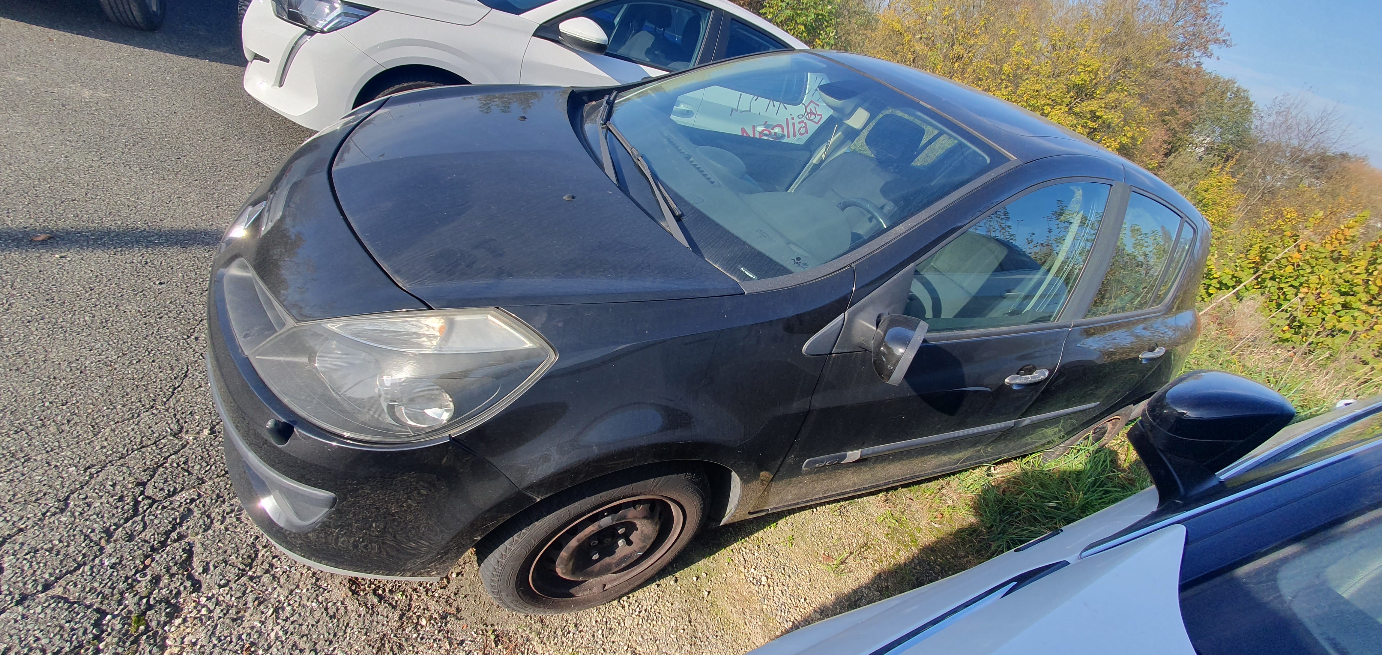 Aile avant gauche pour RENAULT CLIO 3 PHASE 1 Aile avant gauche pour RENAULT CLIO 3 PHASE 1