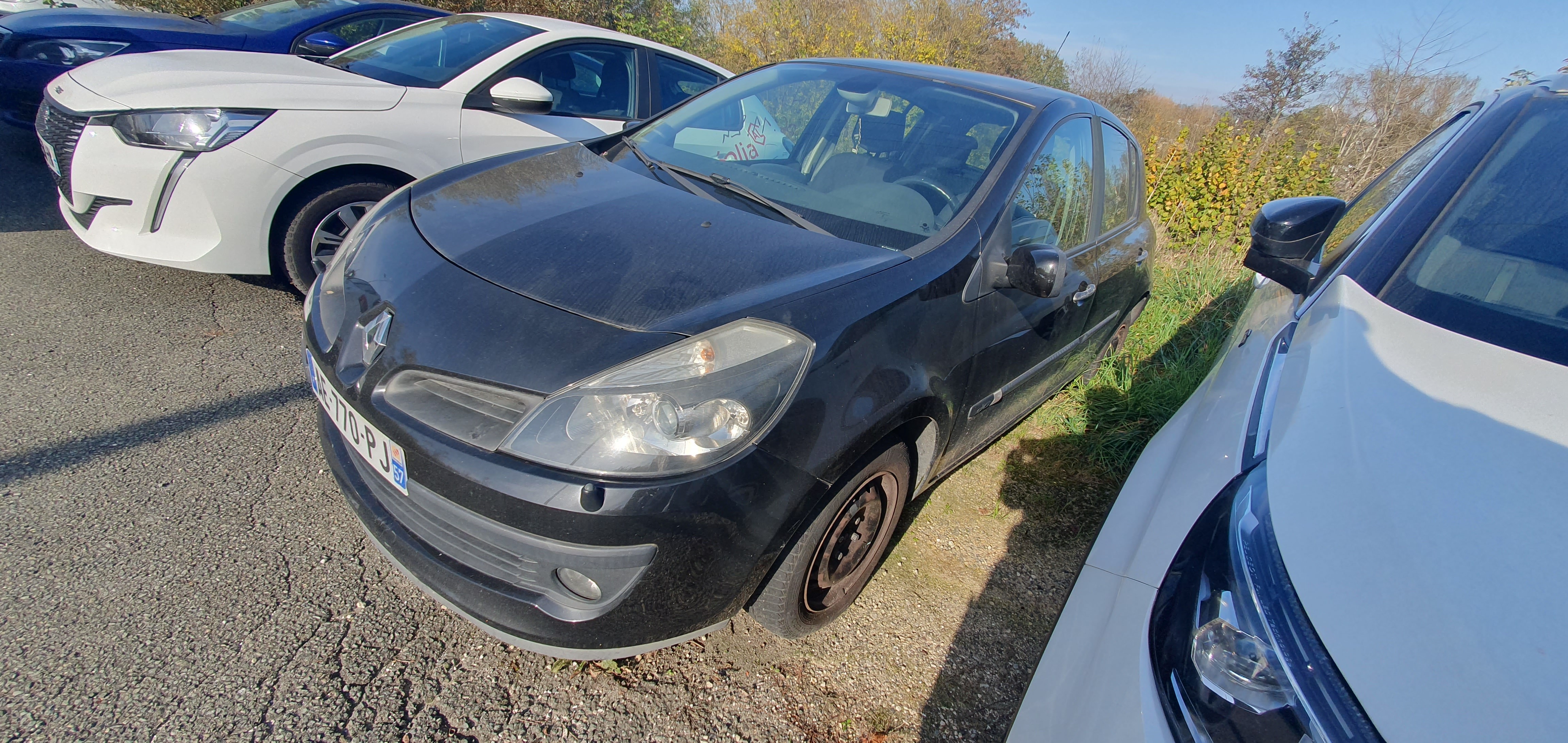 Aile avant gauche pour RENAULT CLIO 3 PHASE 1 Aile avant gauche pour RENAULT CLIO 3 PHASE 1