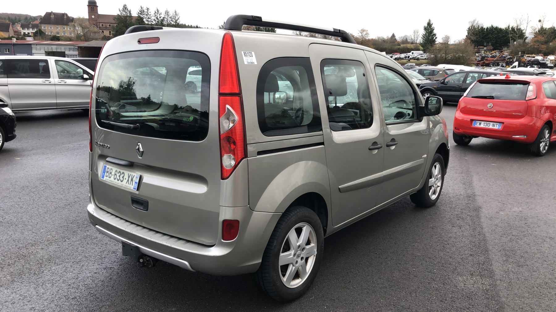 Ecran GPS pour RENAULT KANGOO II Ecran GPS pour RENAULT KANGOO II