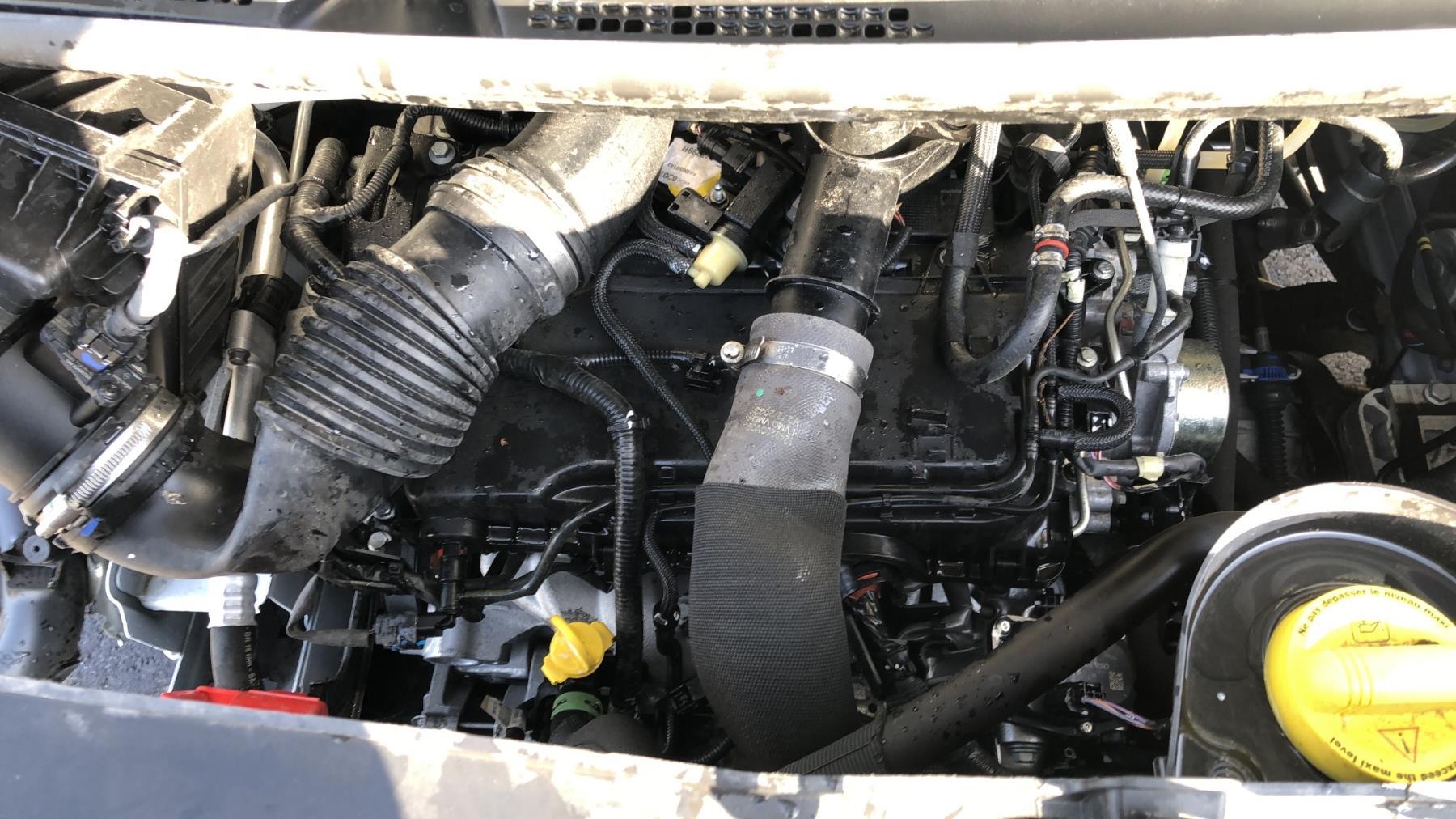 Amortisseur avant gauche pour RENAULT MASTER 3 PHASE 3 Amortisseur avant gauche pour RENAULT MASTER 3 PHASE 3