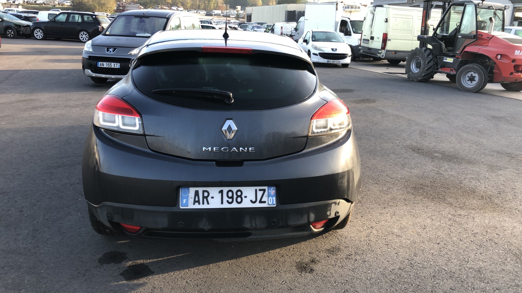 Retroviseur droit pour RENAULT MEGANE 3 PHASE 1 COUPE Retroviseur droit pour RENAULT MEGANE 3 PHASE 1 COUPE
