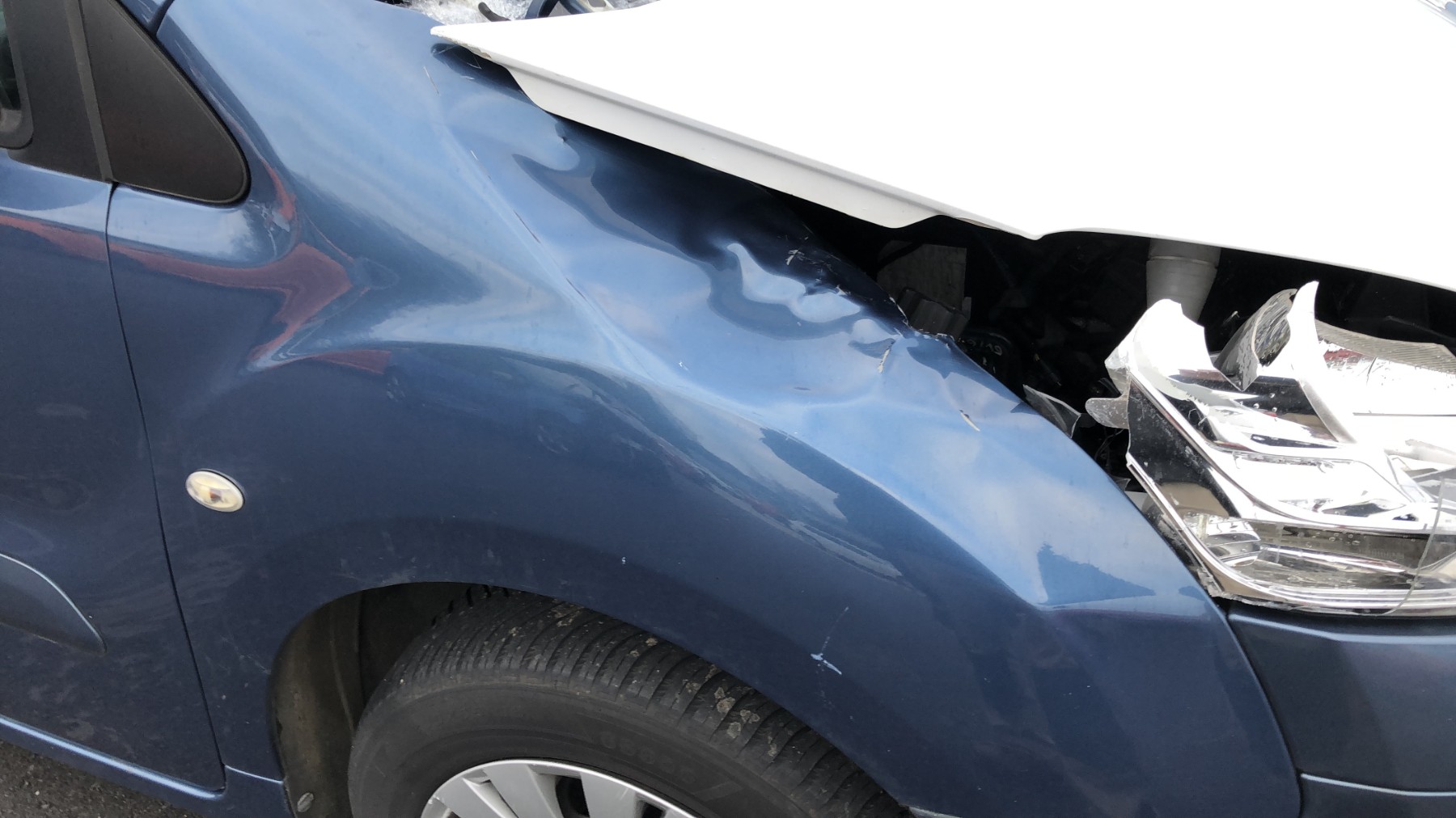 Retroviseur droit pour CITROEN BERLINGO 2 PHASE 1 Retroviseur droit pour CITROEN BERLINGO 2 PHASE 1