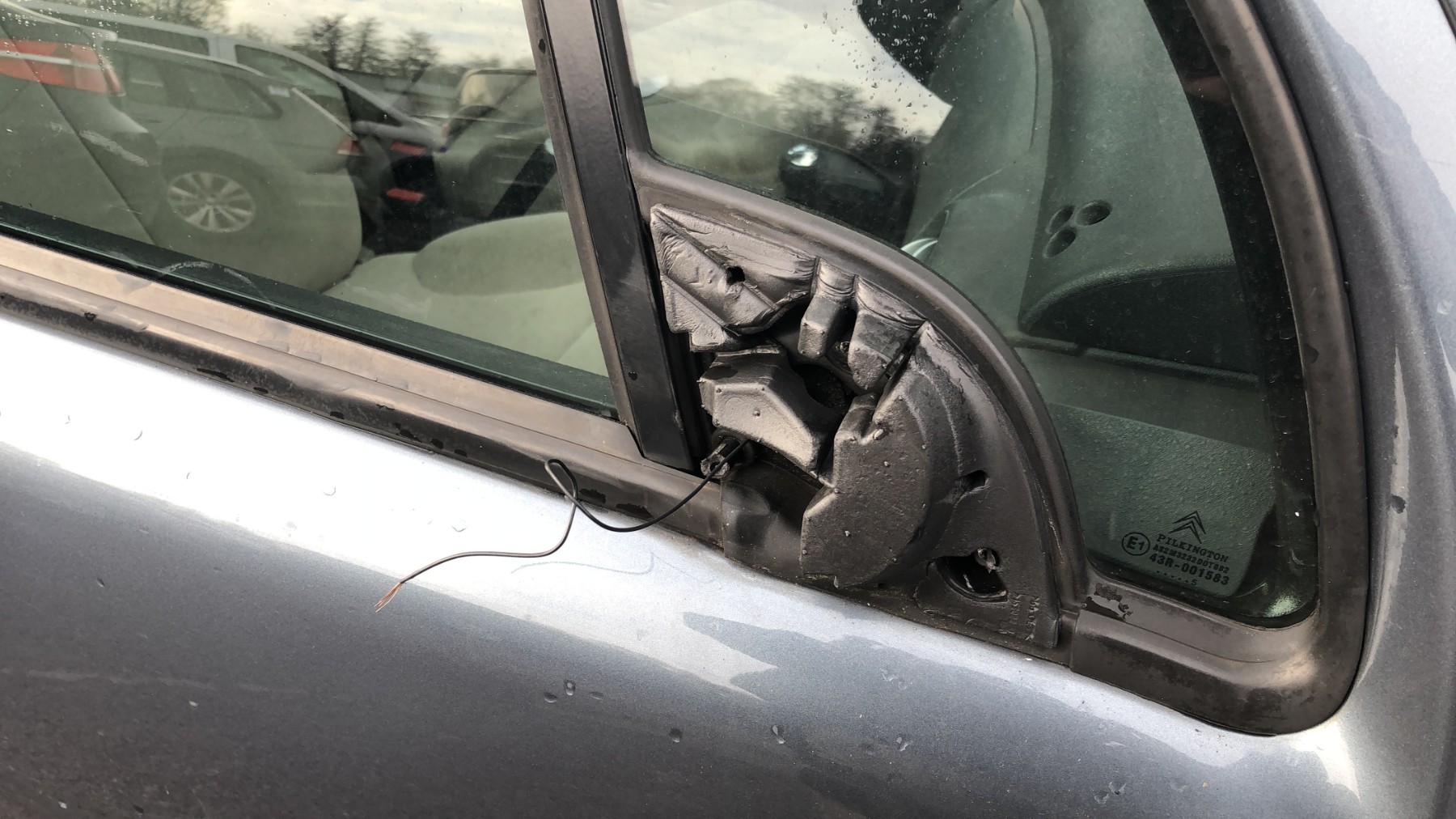 Com (Bloc Contacteur Tournant+Commodo Essuie Glace+Commodo Phare) pour CITROEN C3 1 PHASE 1 Com (Bloc Contacteur Tournant+Commodo Essuie Glace+Commodo Phare) pour CITROEN C3 1 PHASE 1