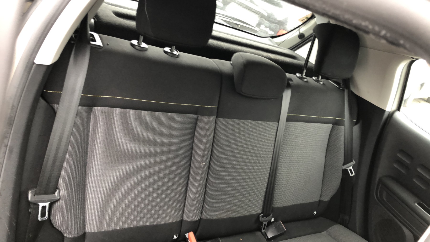 Extension d'aile avant droit pour CITROEN C3 3 PHASE 1 Extension d'aile avant droit pour CITROEN C3 3 PHASE 1