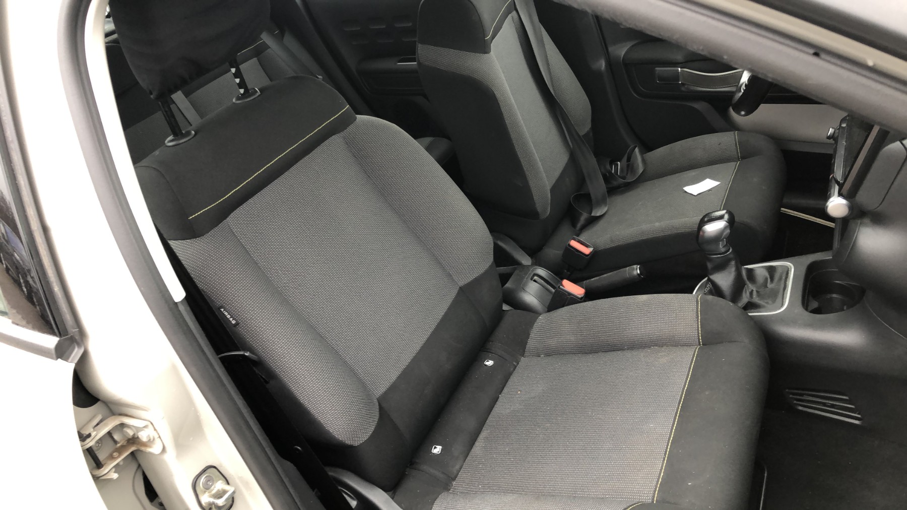 Extension d'aile avant droit pour CITROEN C3 3 PHASE 1 Extension d'aile avant droit pour CITROEN C3 3 PHASE 1