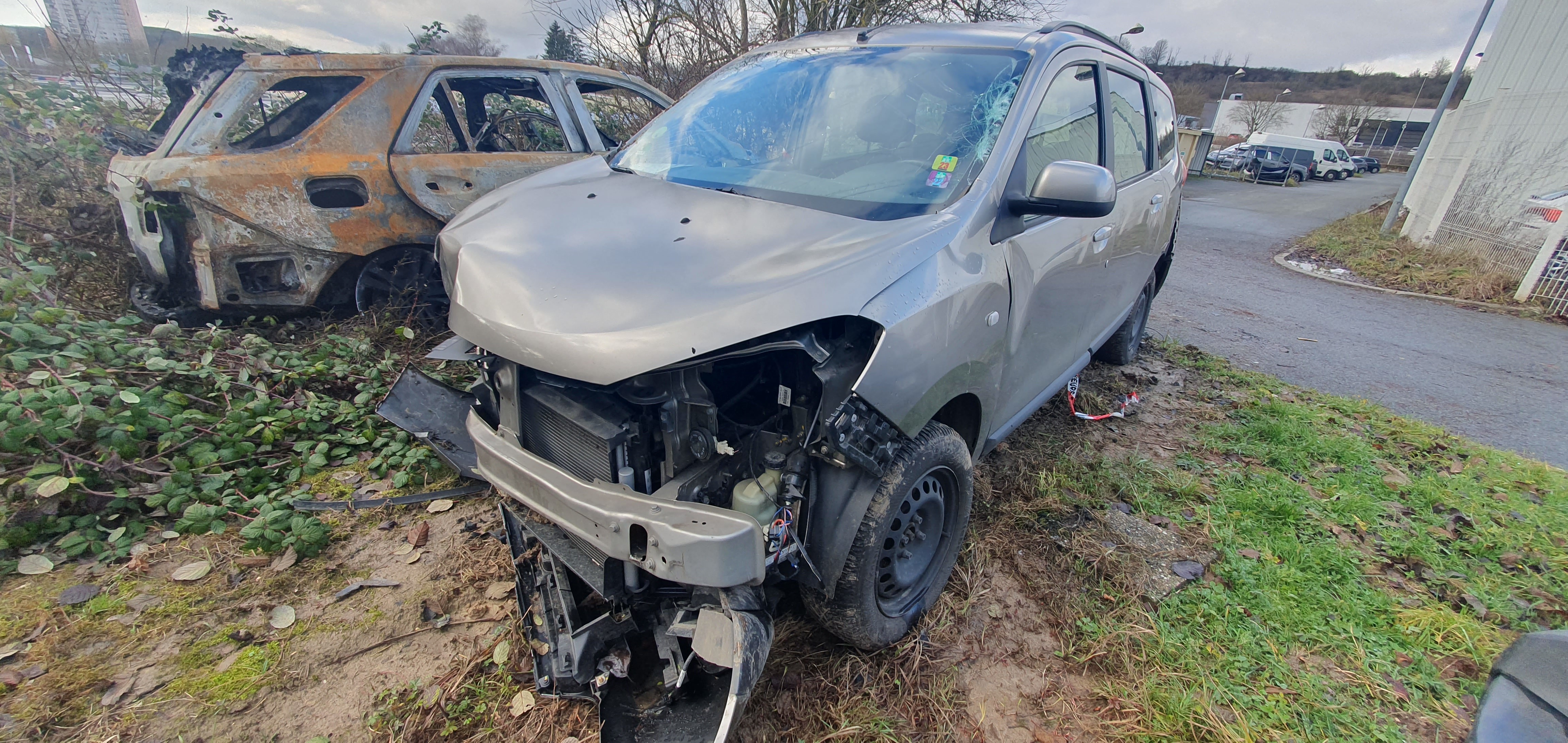 Appui tete avant pour DACIA LODGY PHASE 1 Appui tete avant pour DACIA LODGY PHASE 1