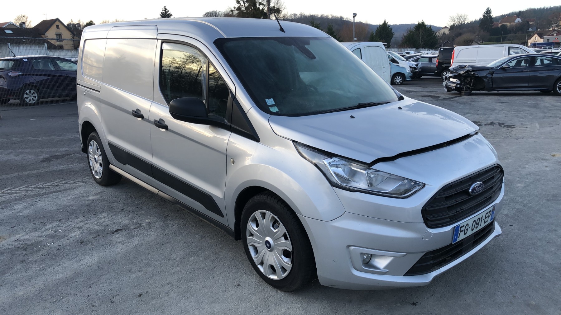 Vase d'expansion pour FORD TRANSIT CONNECT 2 PHASE 2 Vase d'expansion pour FORD TRANSIT CONNECT 2 PHASE 2
