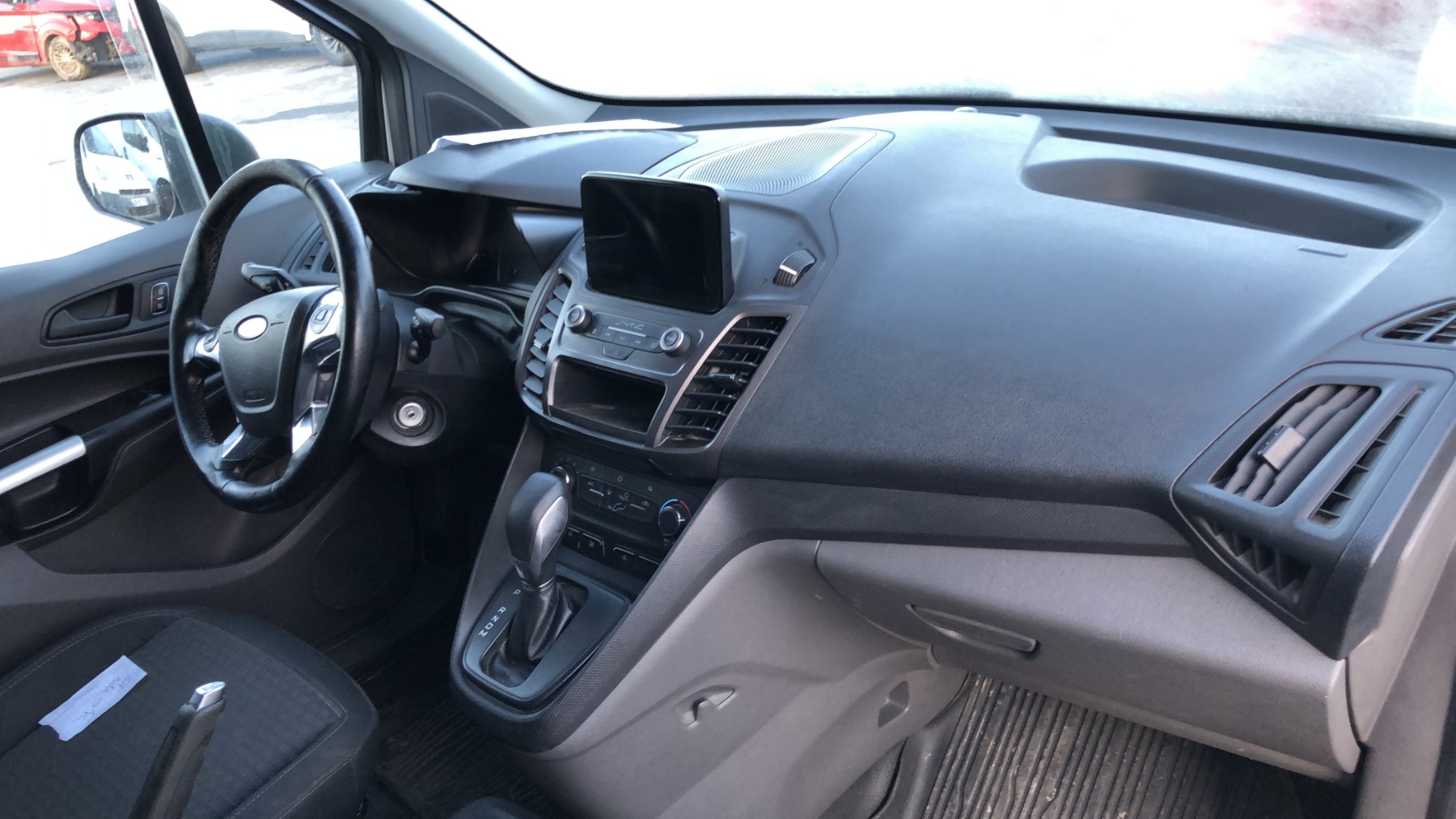 Vase d'expansion pour FORD TRANSIT CONNECT 2 PHASE 2 Vase d'expansion pour FORD TRANSIT CONNECT 2 PHASE 2