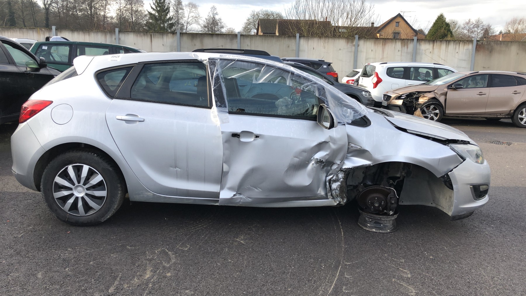 Optique avant principal gauche (feux)(phare) pour OPEL ASTRA J PHASE 2 Optique avant principal gauche (feux)(phare) pour OPEL ASTRA J PHASE 2