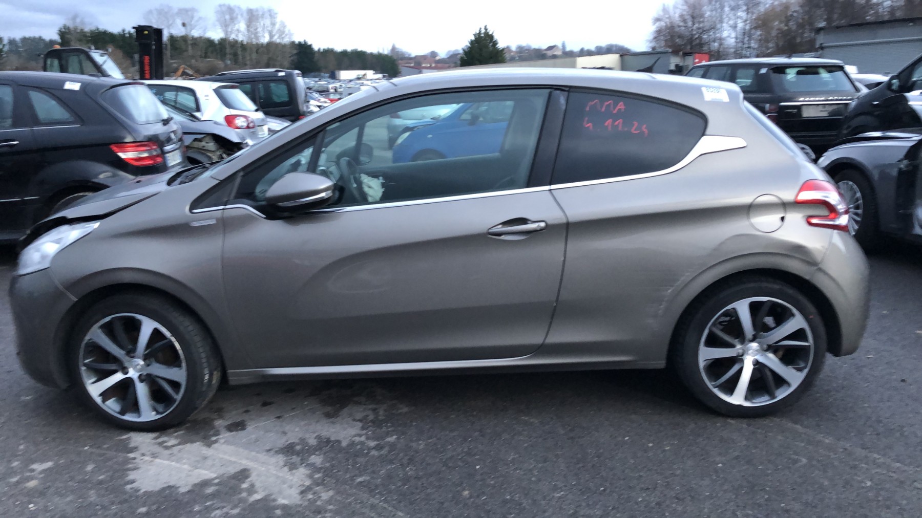 Serrure avant gauche pour PEUGEOT 208 1 PHASE 1 Serrure avant gauche pour PEUGEOT 208 1 PHASE 1