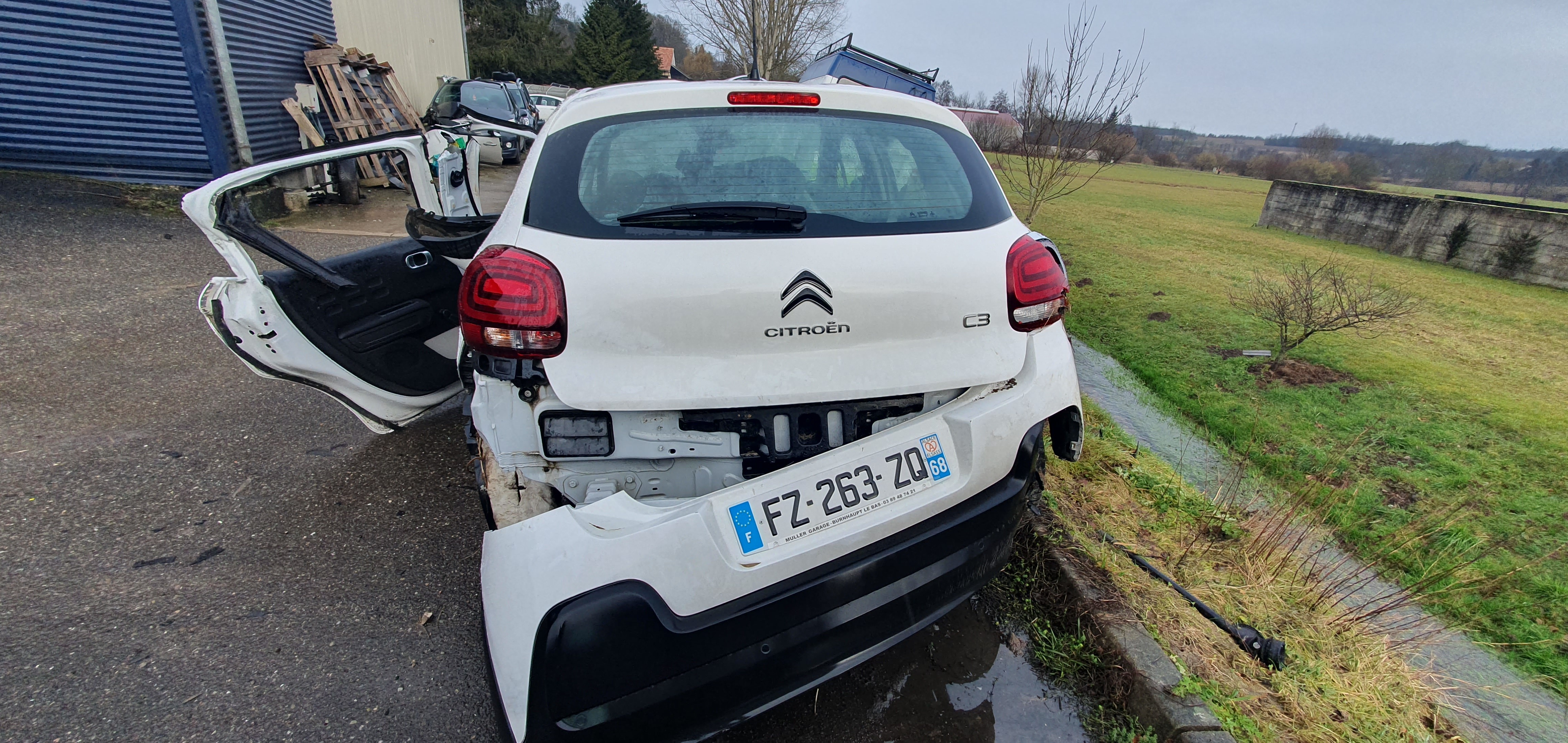 Extension d'aile avant droit pour CITROEN C3 3 PHASE 2 Extension d'aile avant droit pour CITROEN C3 3 PHASE 2