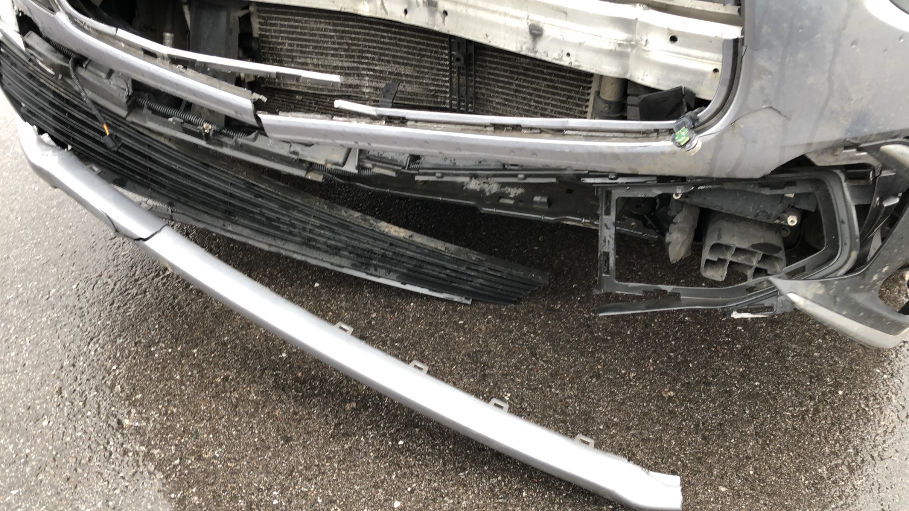 Poignee electrique frein a main pour CITROEN C4 GRAND SPACETOURER Poignee electrique frein a main pour CITROEN C4 GRAND SPACETOURER