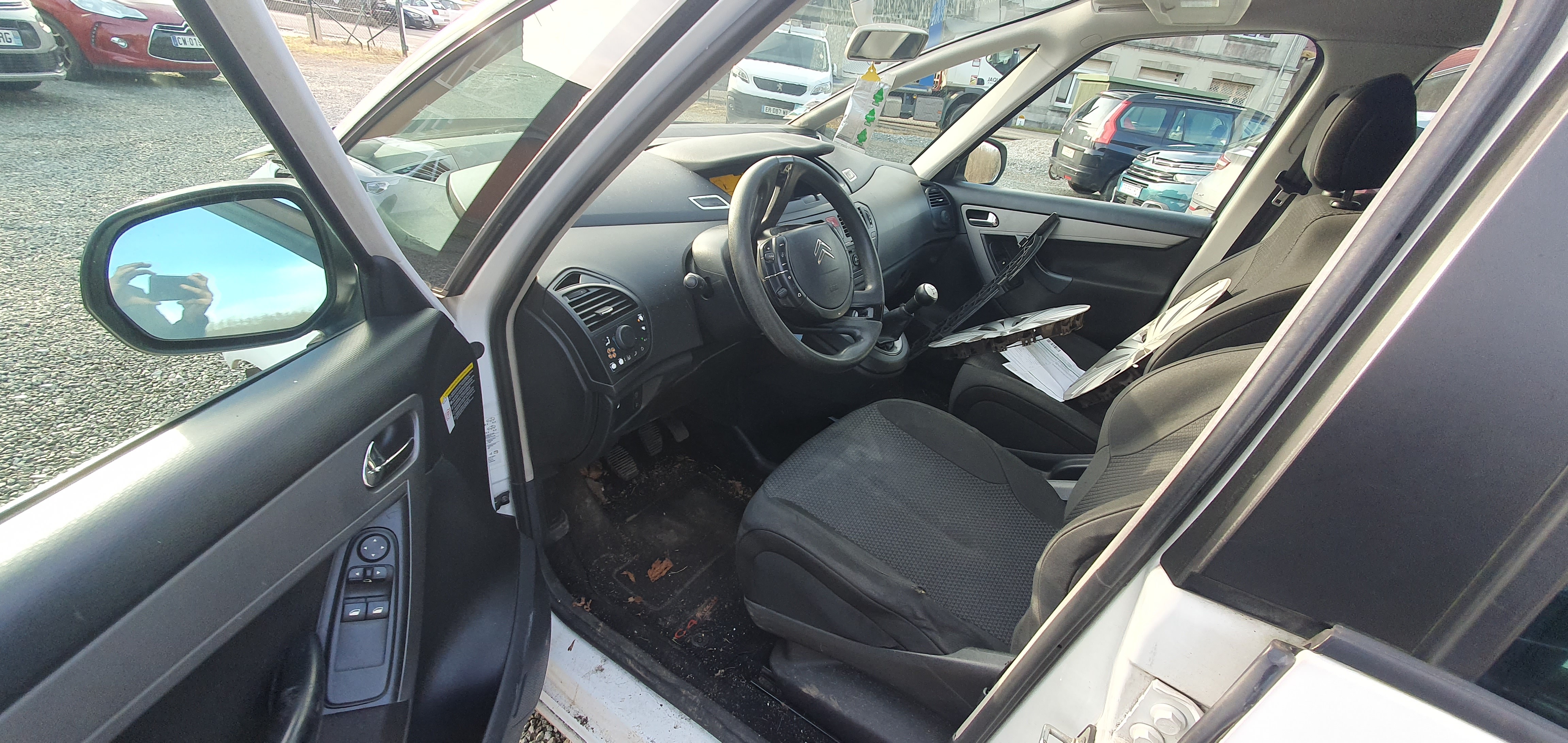 Porte arriere droit pour CITROEN C4 PICASSO 1 Porte arriere droit pour CITROEN C4 PICASSO 1