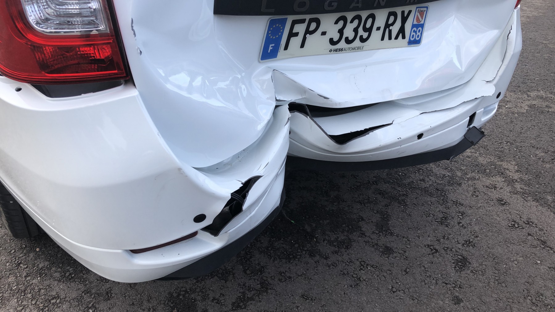 Appui tete avant pour DACIA LOGAN MCV 2 PHASE 2 BREAK Appui tete avant pour DACIA LOGAN MCV 2 PHASE 2 BREAK