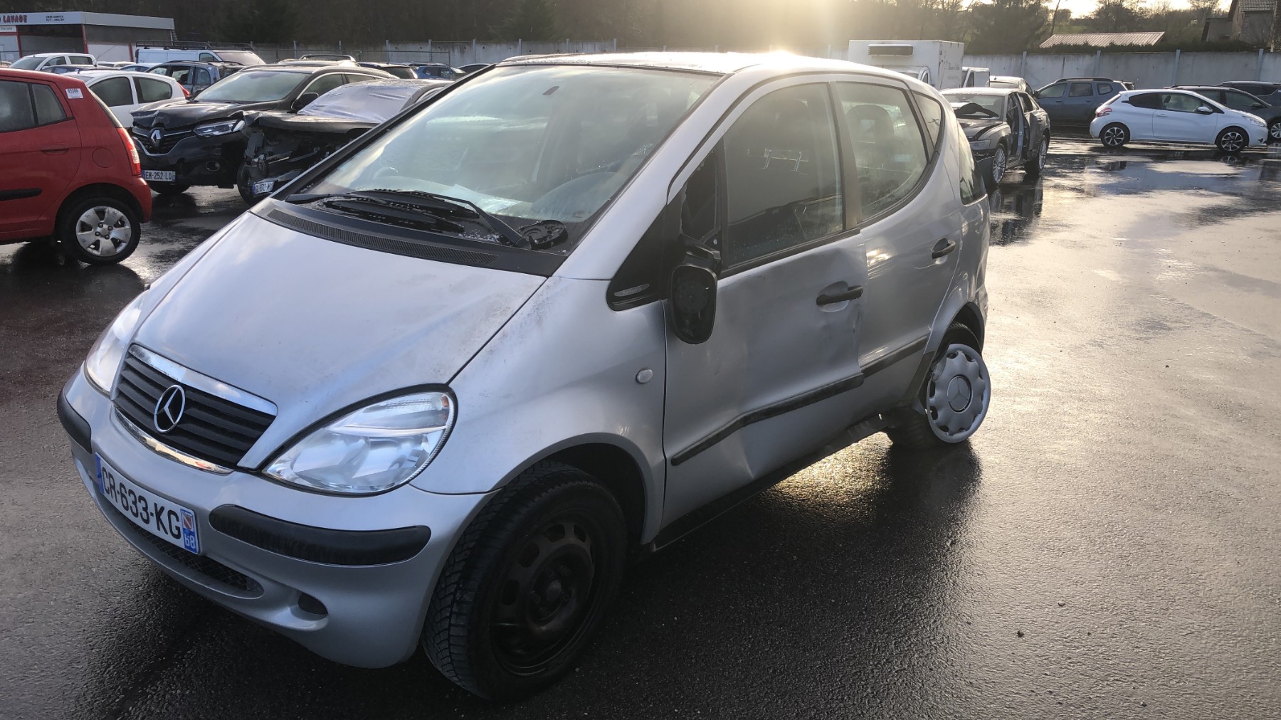 Aile avant droit pour MERCEDES CLASSE A 168 PHASE 1 Aile avant droit pour MERCEDES CLASSE A 168 PHASE 1
