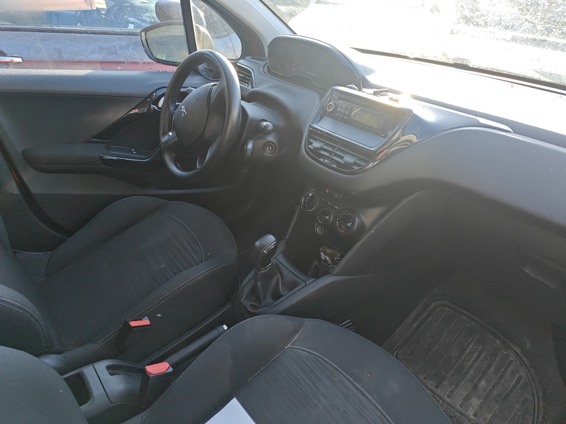 Porte avant gauche pour PEUGEOT 208 1 PHASE 1 Porte avant gauche pour PEUGEOT 208 1 PHASE 1