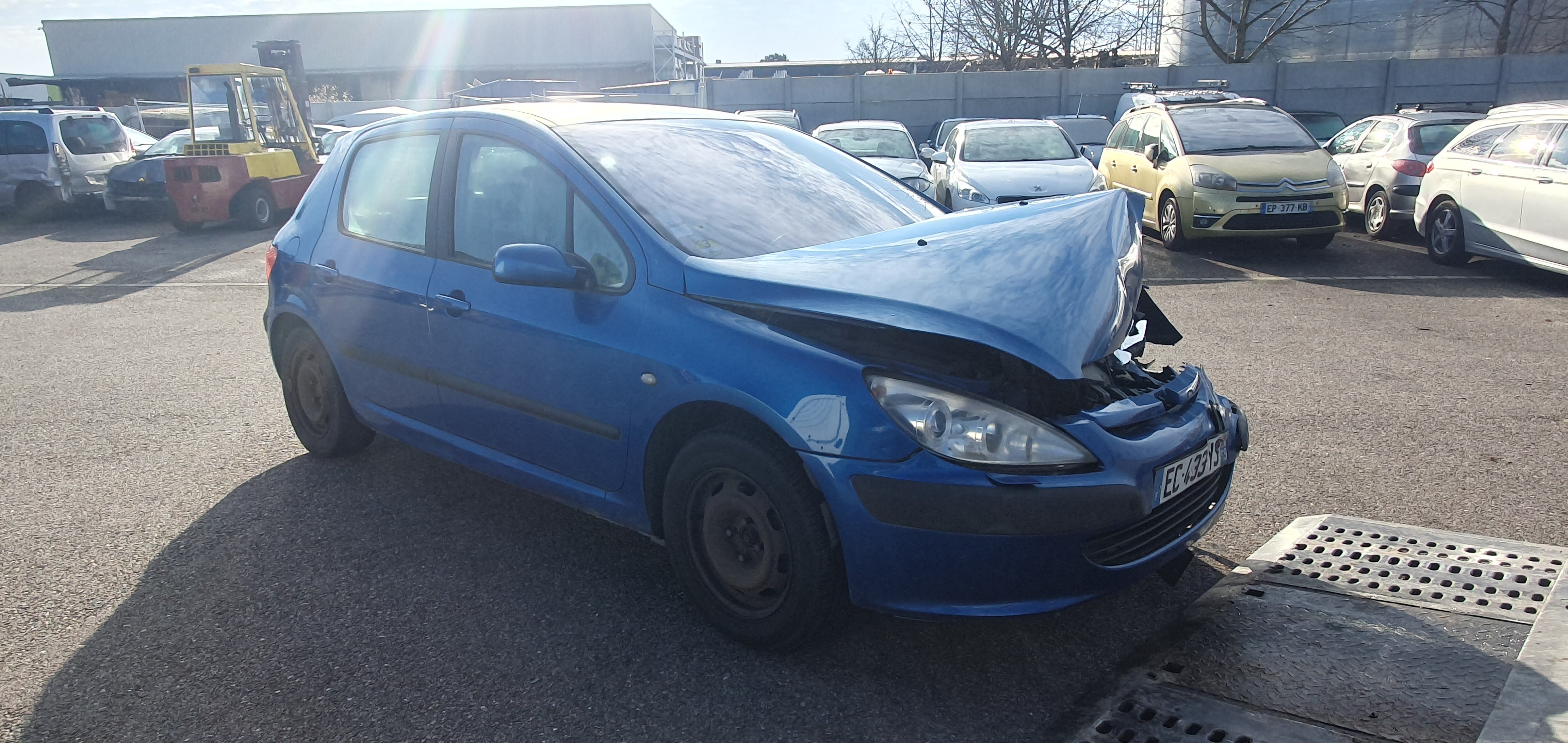 Appui tete avant pour PEUGEOT 307 PHASE 1 Appui tete avant pour PEUGEOT 307 PHASE 1