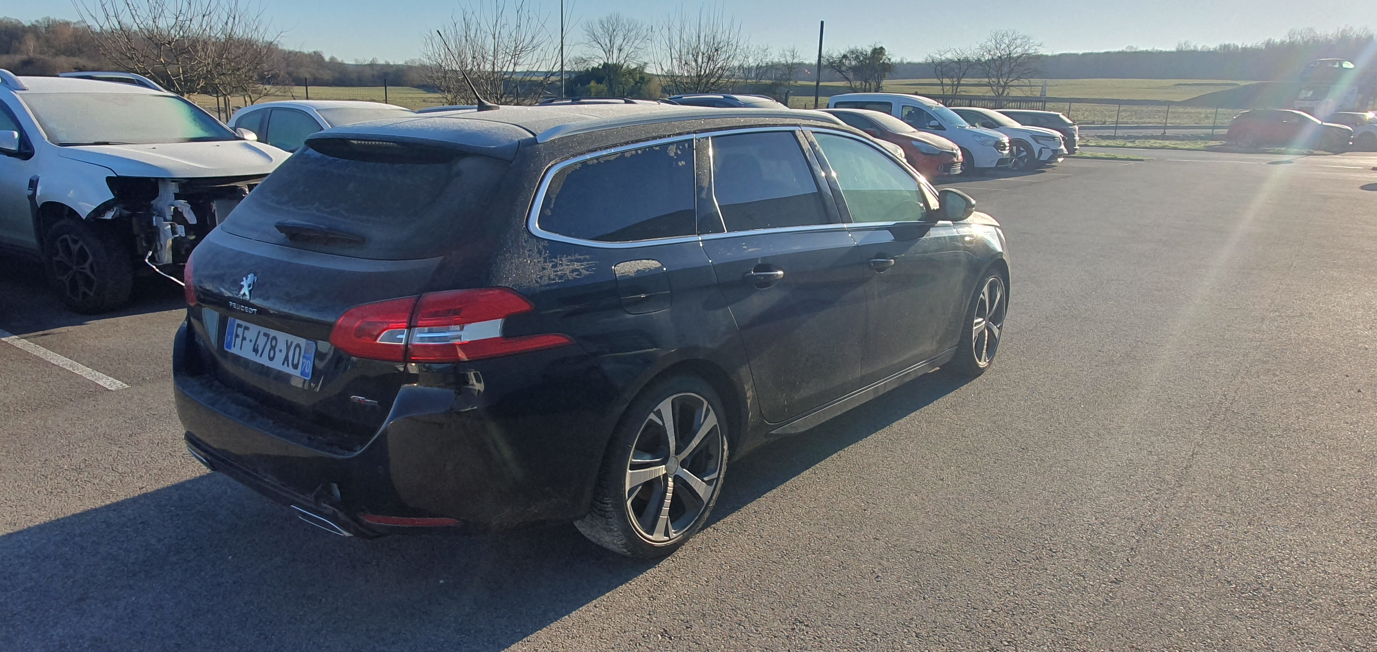 Volant pour PEUGEOT 308 2 SW PHASE 1 BREAK Volant pour PEUGEOT 308 2 SW PHASE 1 BREAK