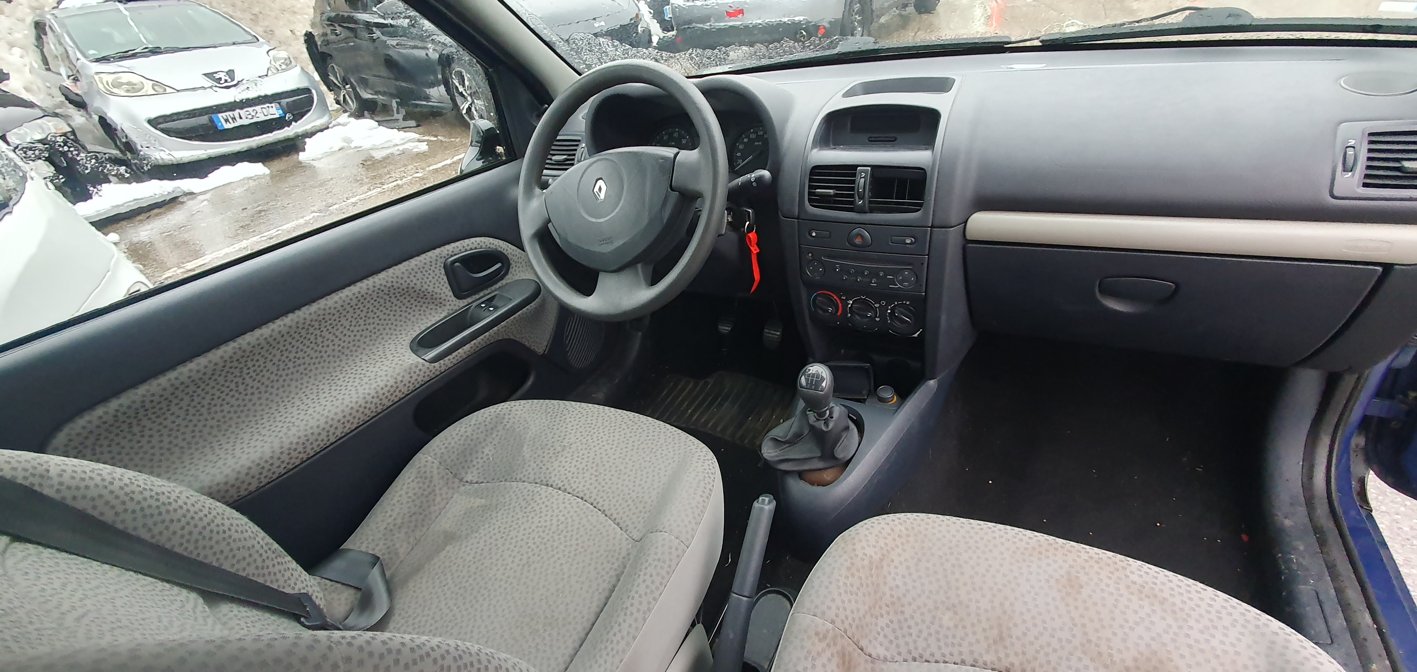 Optique avant principal droit (feux)(phare) pour RENAULT CLIO 2 PHASE 2 Optique avant principal droit (feux)(phare) pour RENAULT CLIO 2 PHASE 2
