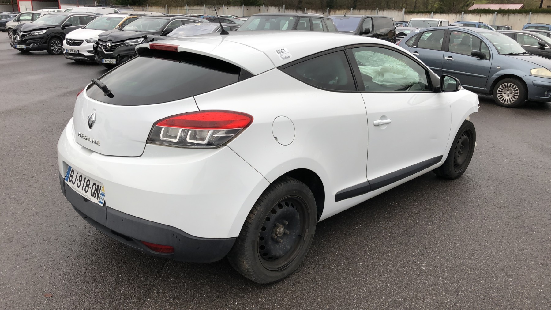 Feu arriere principal droit (feux) pour RENAULT MEGANE 3 PHASE 1 COUPE Feu arriere principal droit (feux) pour RENAULT MEGANE 3 PHASE 1 COUPE