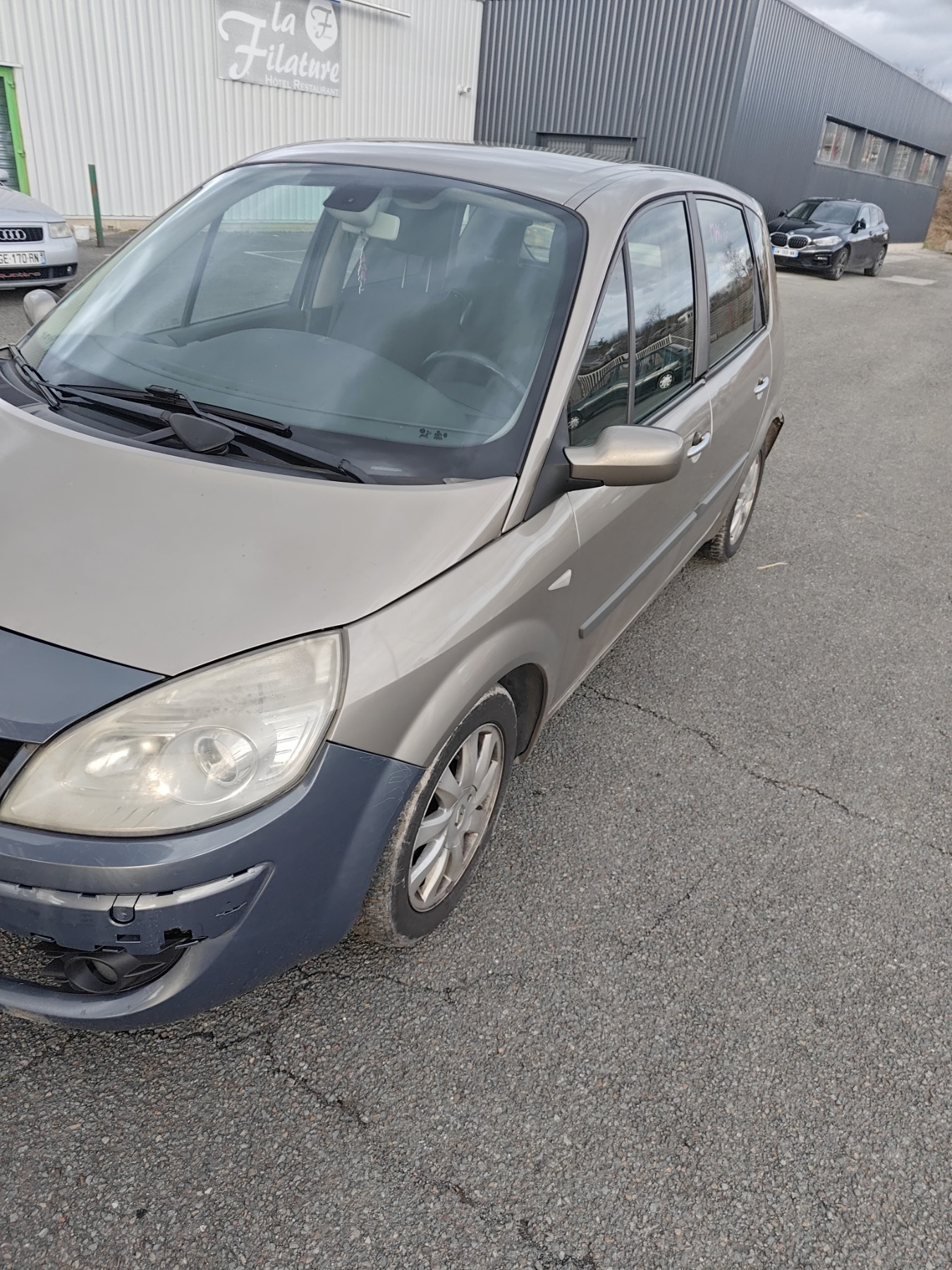 Feu arriere principal droit (feux) pour RENAULT SCENIC 2 PHASE 2 Feu arriere principal droit (feux) pour RENAULT SCENIC 2 PHASE 2