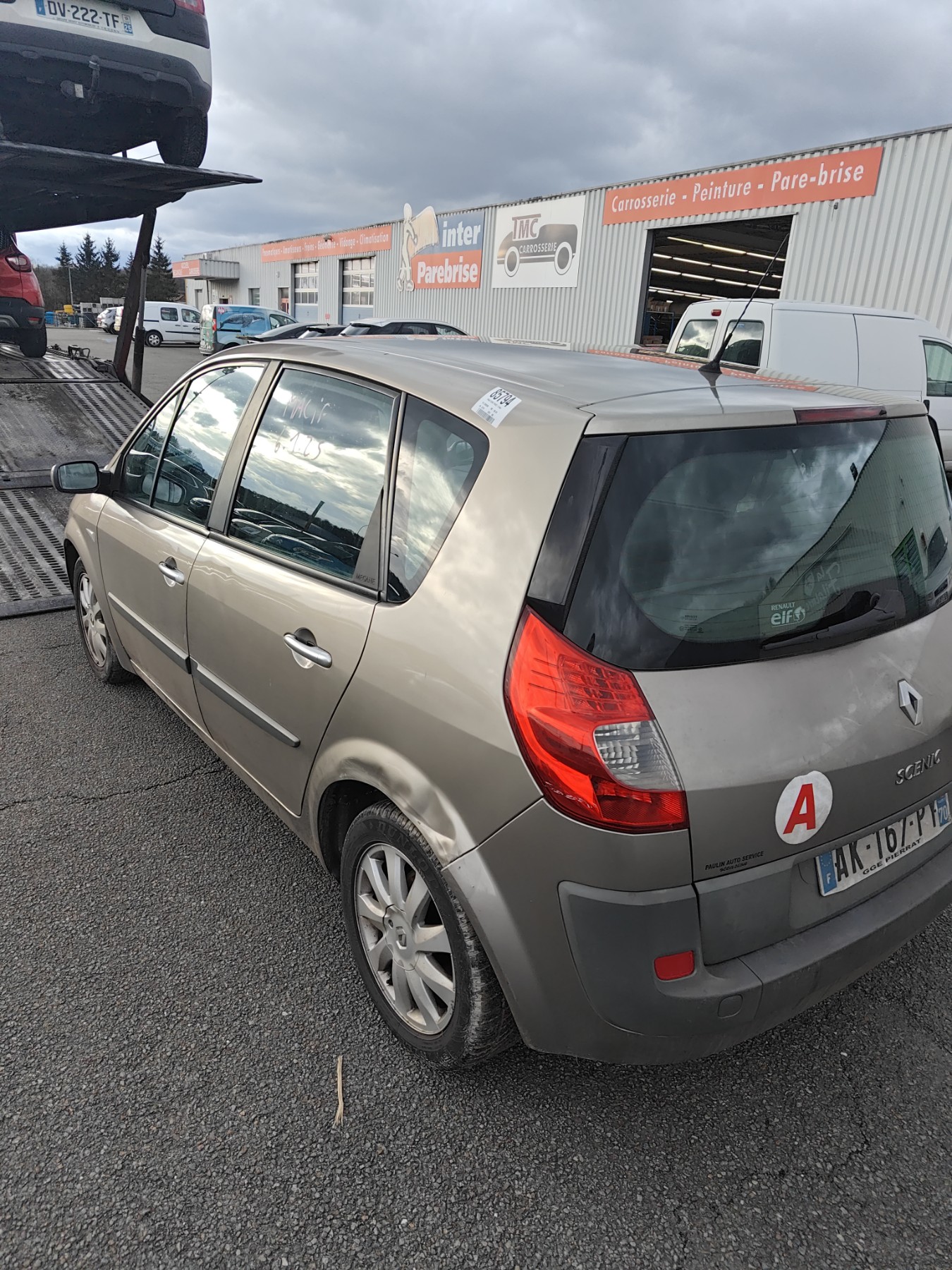 Feu arriere principal droit (feux) pour RENAULT SCENIC 2 PHASE 2 Feu arriere principal droit (feux) pour RENAULT SCENIC 2 PHASE 2