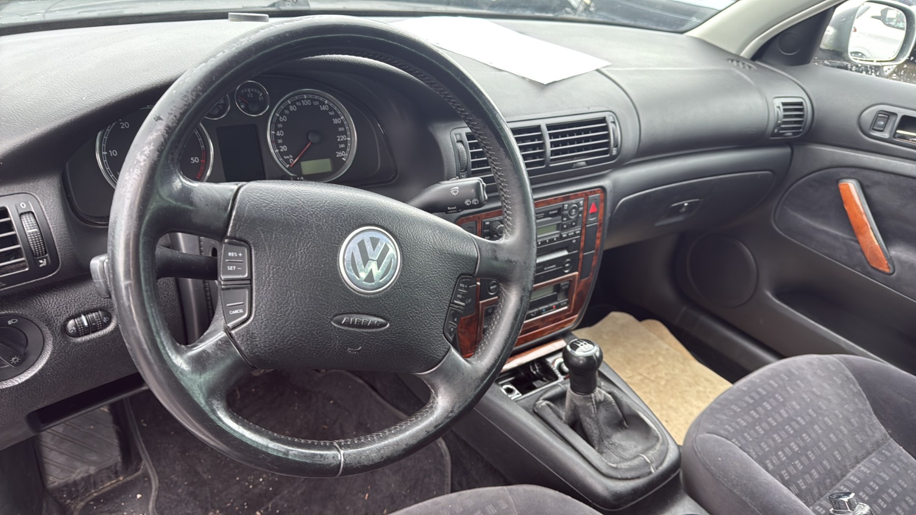 Retroviseur droit pour VOLKSWAGEN PASSAT 4 PHASE 2 BREAK Retroviseur droit pour VOLKSWAGEN PASSAT 4 PHASE 2 BREAK