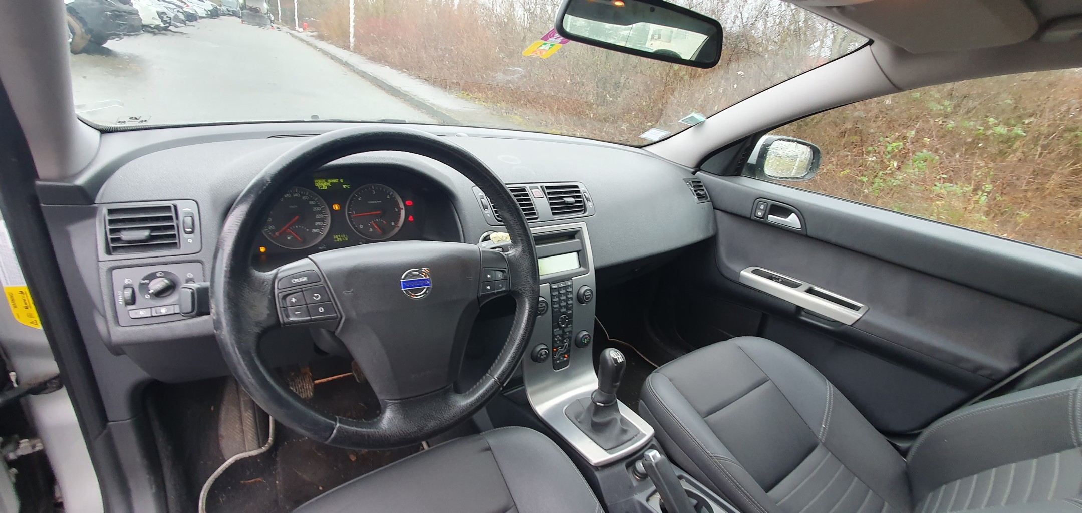 Feu arriere principal gauche (feux) pour VOLVO S 40 2 PHASE 1 Feu arriere principal gauche (feux) pour VOLVO S 40 2 PHASE 1