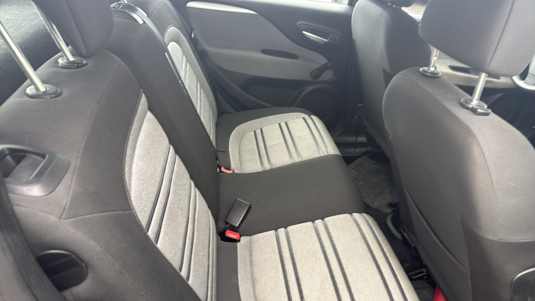 Feu arriere principal droit (feux) pour FIAT PUNTO EVO 3 Feu arriere principal droit (feux) pour FIAT PUNTO EVO 3