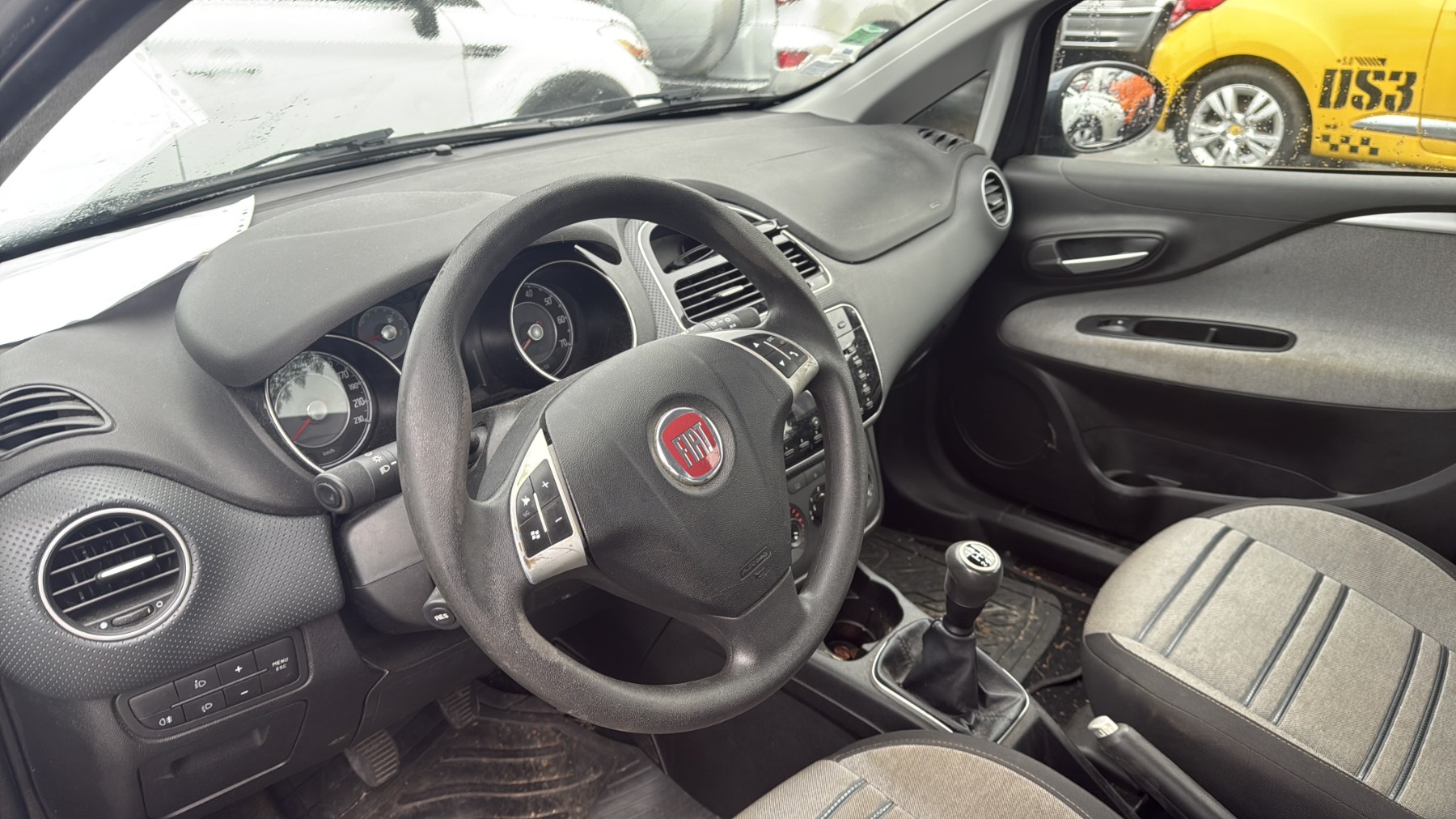 Feu arriere principal droit (feux) pour FIAT PUNTO EVO 3 Feu arriere principal droit (feux) pour FIAT PUNTO EVO 3