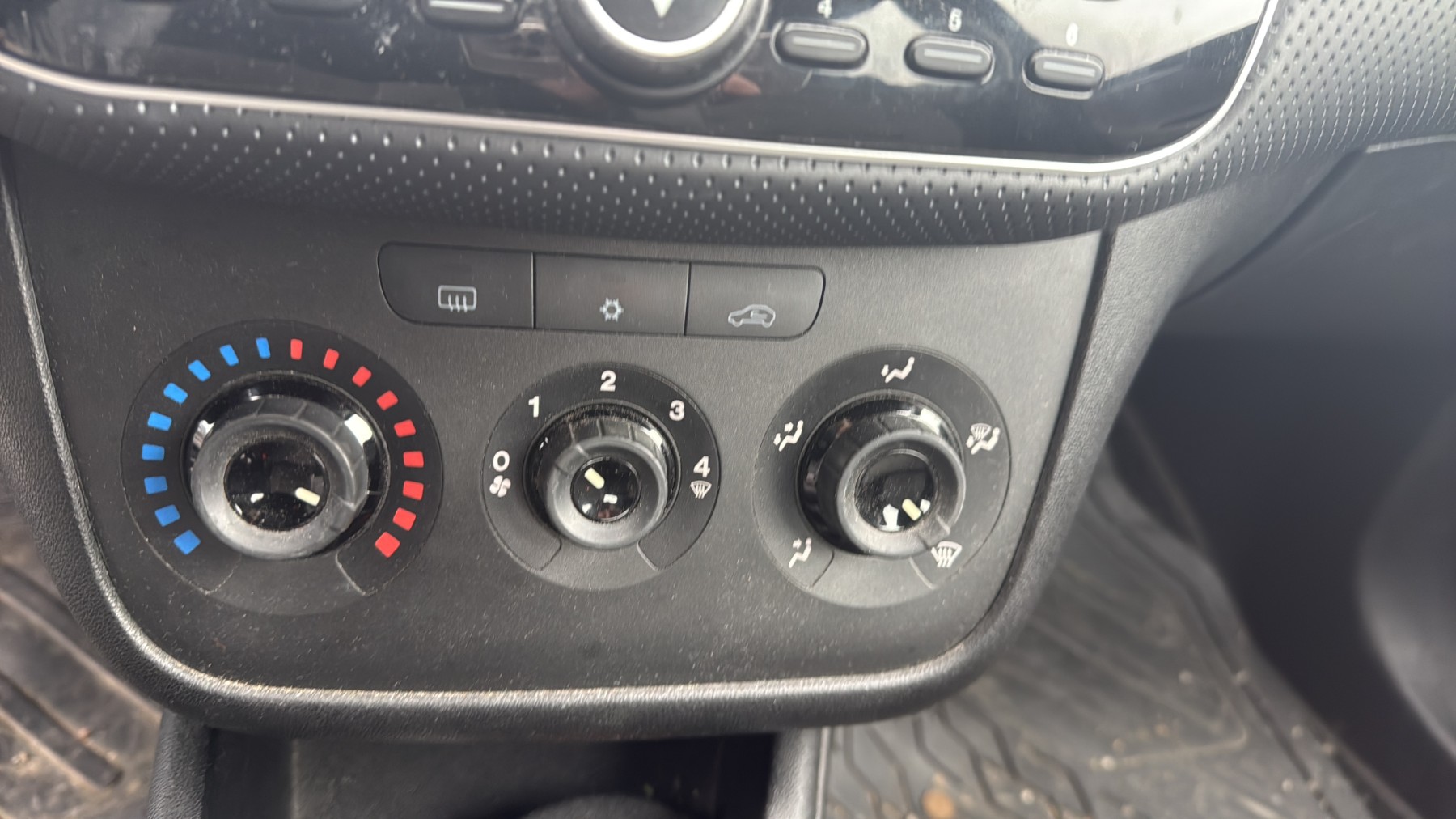 Feu arriere principal droit (feux) pour FIAT PUNTO EVO 3 Feu arriere principal droit (feux) pour FIAT PUNTO EVO 3