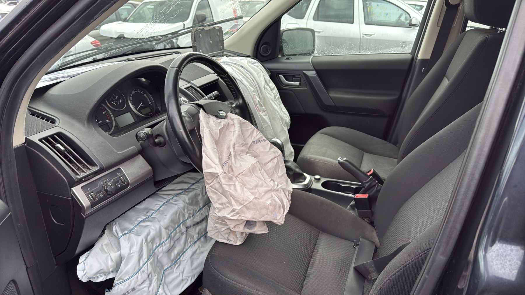 Cardan gauche (transmission) pour LAND ROVER FREELANDER 2 Cardan gauche (transmission) pour LAND ROVER FREELANDER 2