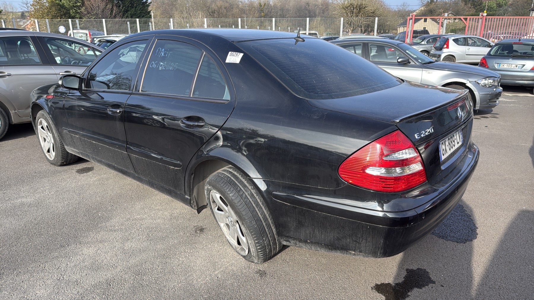 Antenne pour MERCEDES CLASSE E 211 PHASE 1 Antenne pour MERCEDES CLASSE E 211 PHASE 1