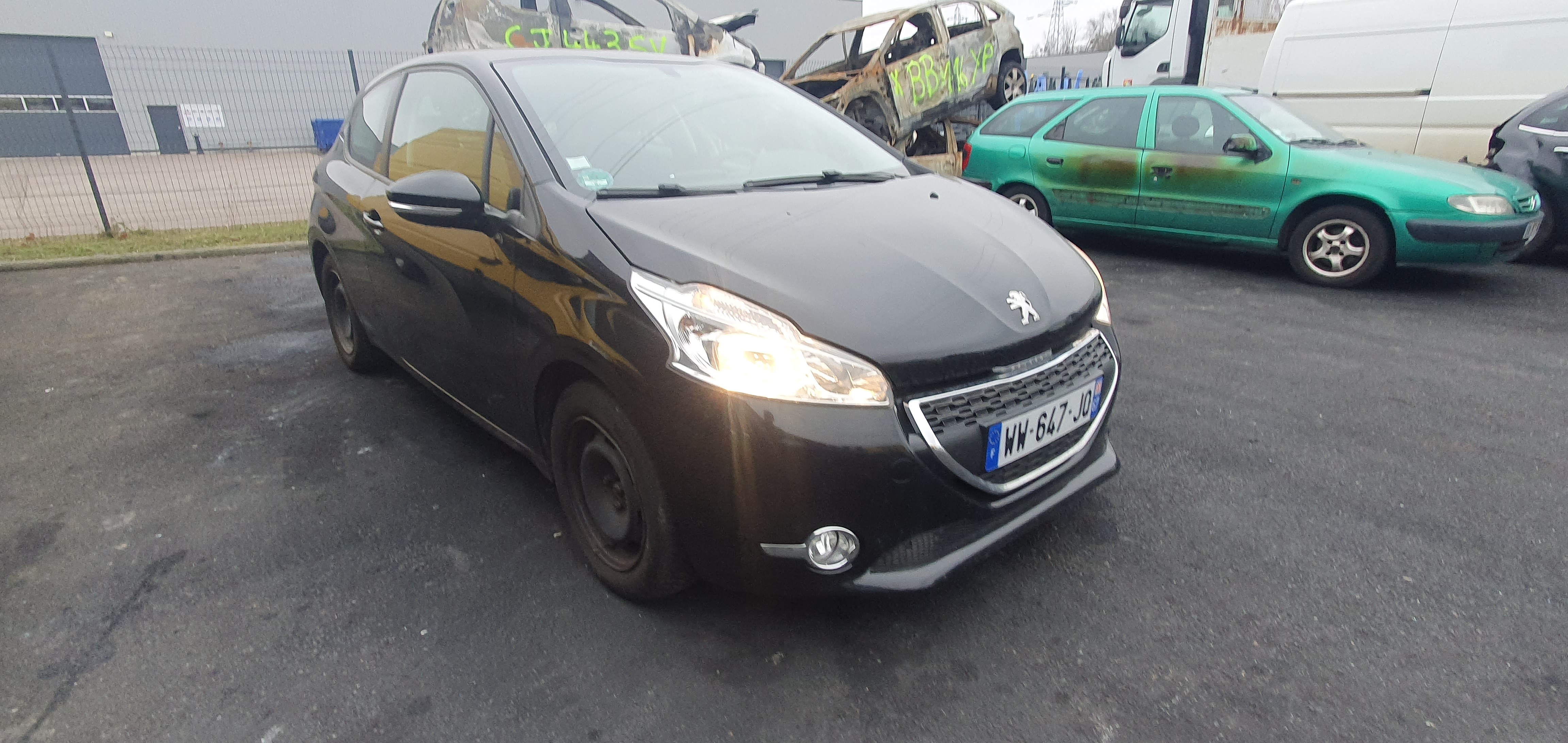 Porte avant gauche pour PEUGEOT 208 1 PHASE 1 Porte avant gauche pour PEUGEOT 208 1 PHASE 1