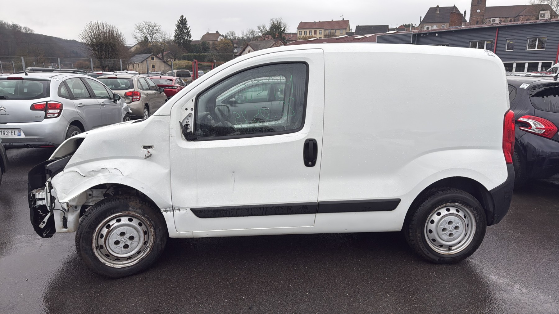 Optique avant principal droit (feux)(phare) pour PEUGEOT BIPPER Optique avant principal droit (feux)(phare) pour PEUGEOT BIPPER