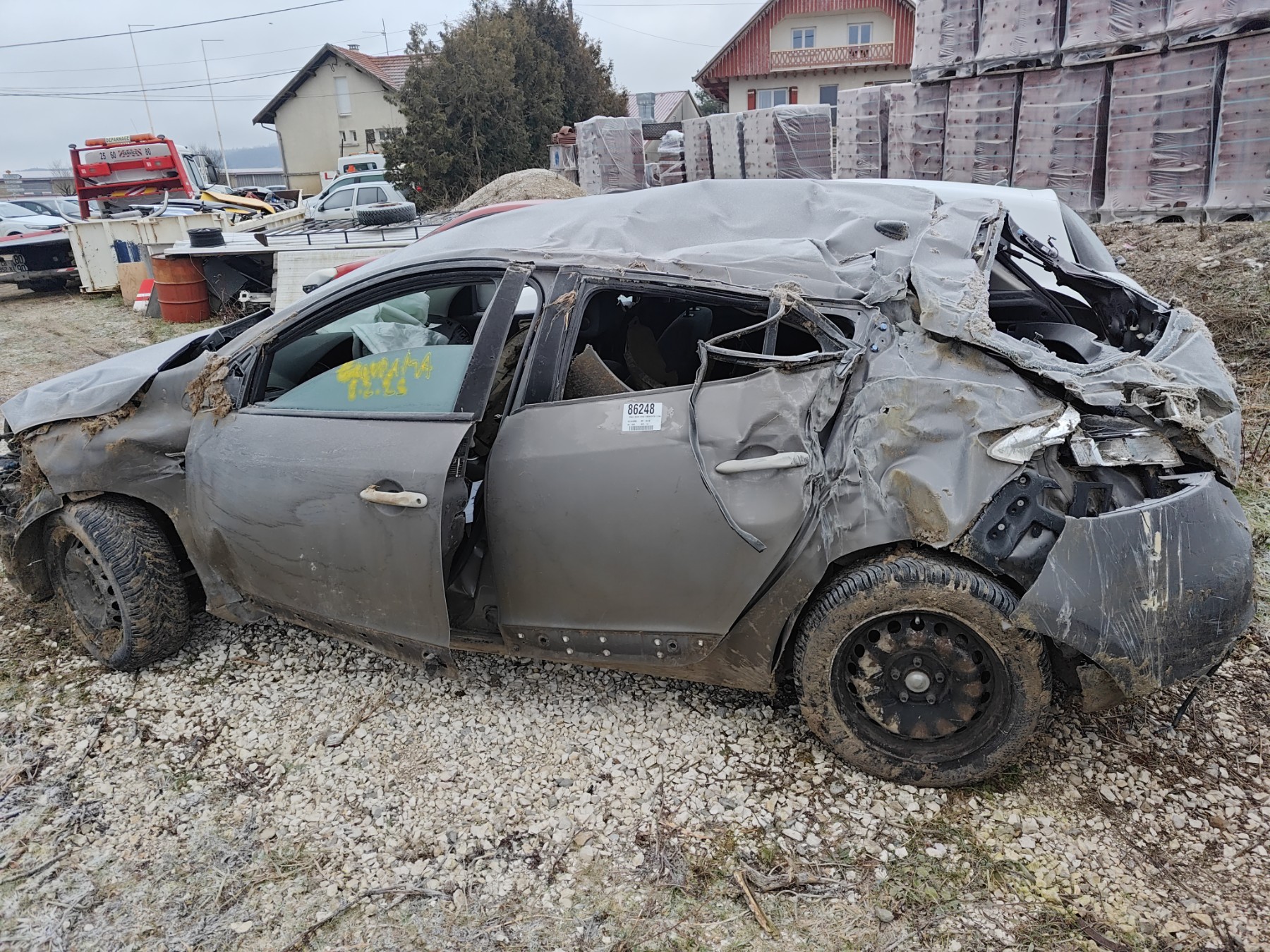 Vitre avant gauche pour RENAULT MEGANE 3 PHASE 1 Vitre avant gauche pour RENAULT MEGANE 3 PHASE 1