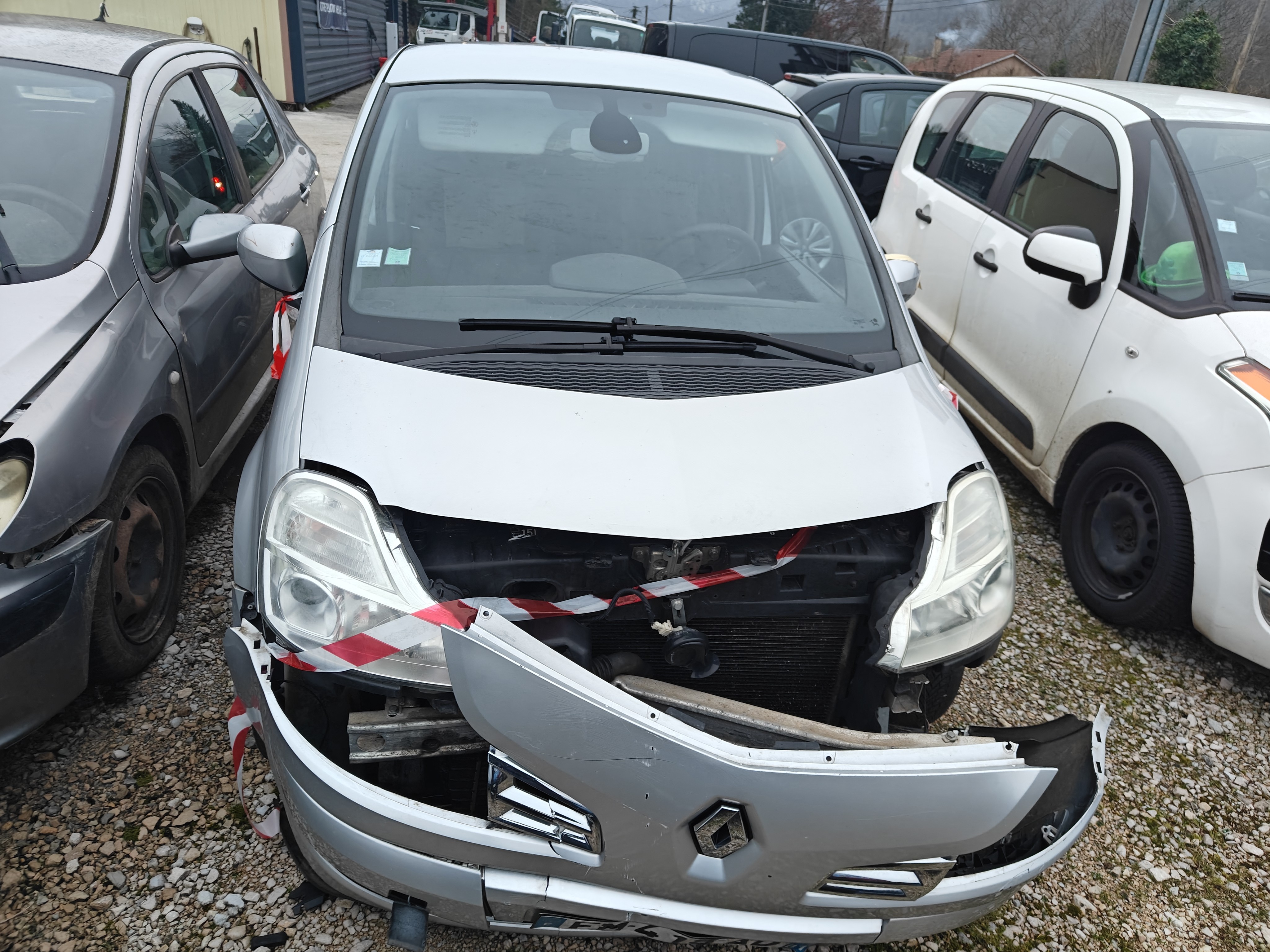 Optique avant principal gauche (feux)(phare) pour RENAULT MODUS PHASE 2 Optique avant principal gauche (feux)(phare) pour RENAULT MODUS PHASE 2