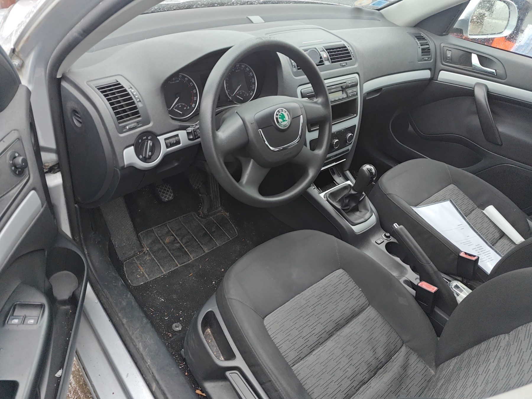 Retroviseur droit pour SKODA OCTAVIA 2 PHASE 1 BREAK Retroviseur droit pour SKODA OCTAVIA 2 PHASE 1 BREAK