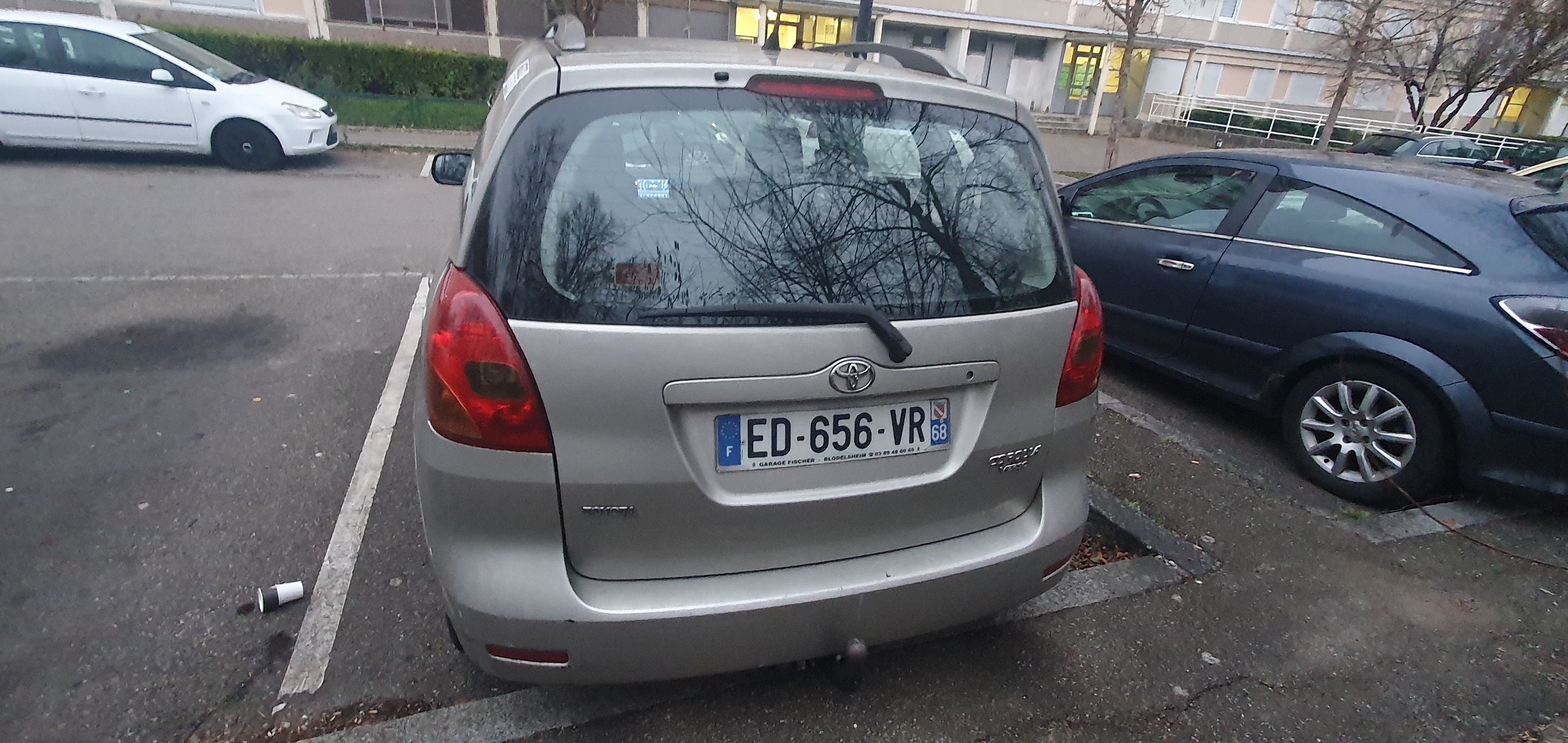 Retroviseur droit pour TOYOTA COROLLA VERSO 1 Retroviseur droit pour TOYOTA COROLLA VERSO 1