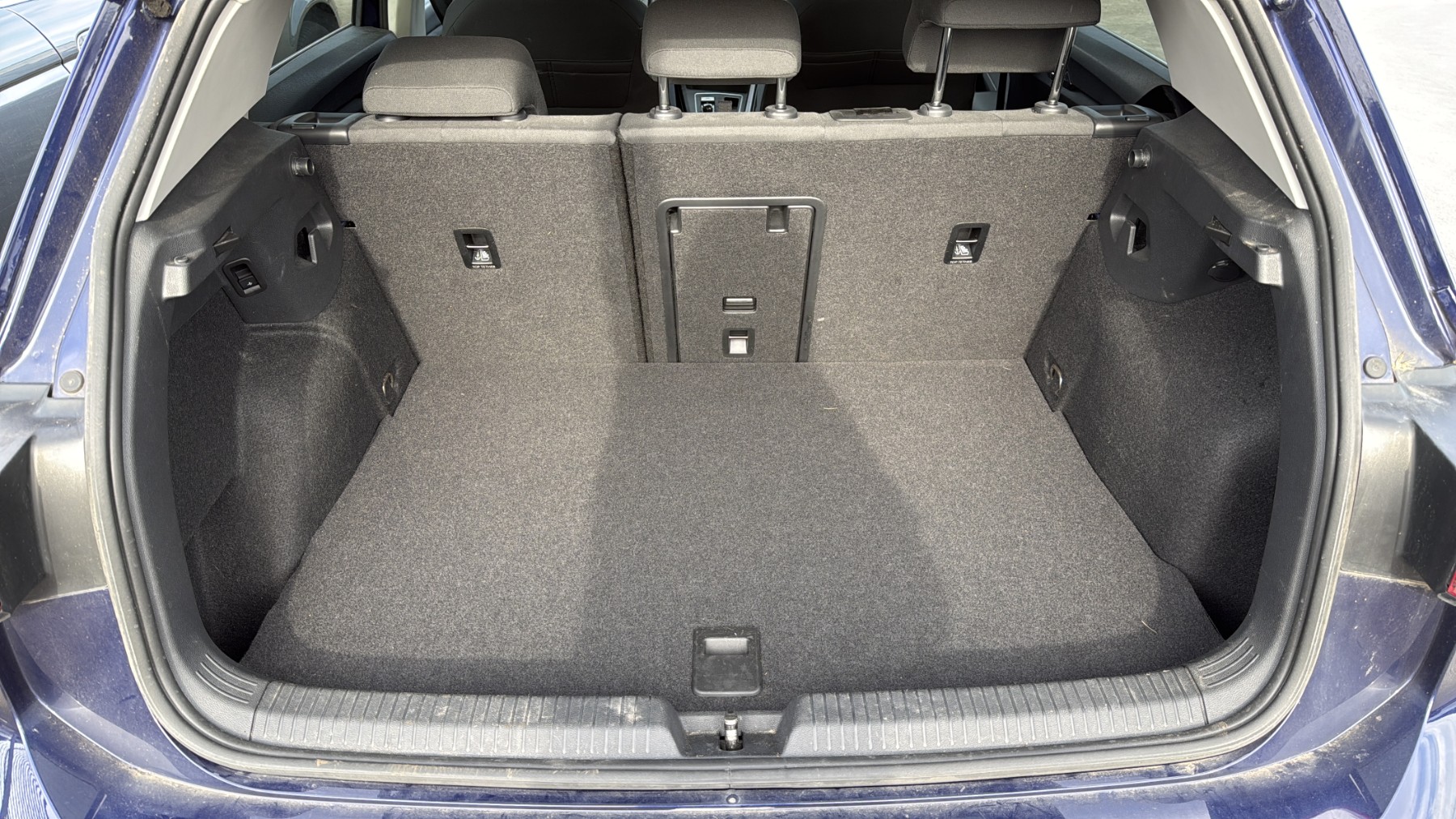 Etrier arriere droit (freinage) pour VOLKSWAGEN GOLF 8 PHASE 1 Etrier arriere droit (freinage) pour VOLKSWAGEN GOLF 8 PHASE 1
