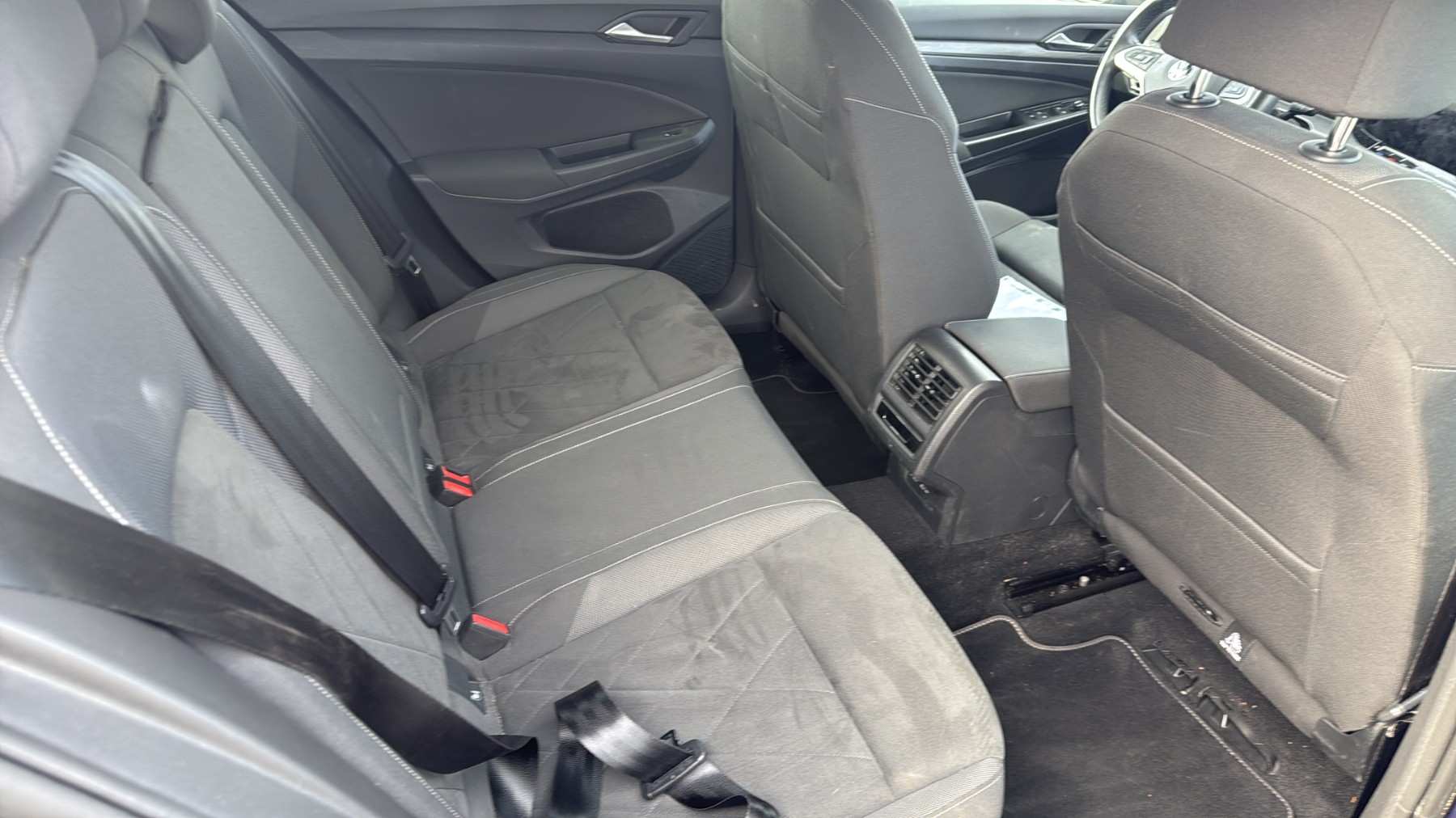 Etrier arriere droit (freinage) pour VOLKSWAGEN GOLF 8 PHASE 1 Etrier arriere droit (freinage) pour VOLKSWAGEN GOLF 8 PHASE 1