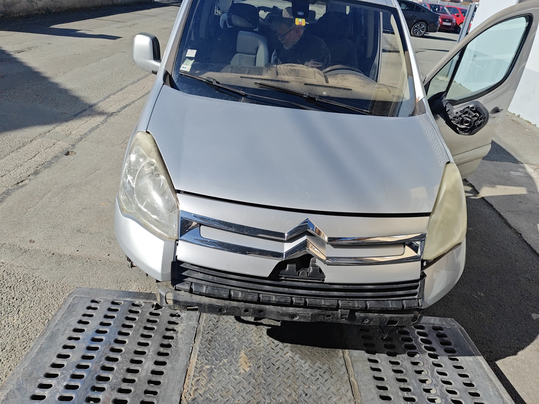Armature avant, Masque avant pour CITROEN BERLINGO 2 PHASE 1 Armature avant, Masque avant pour CITROEN BERLINGO 2 PHASE 1