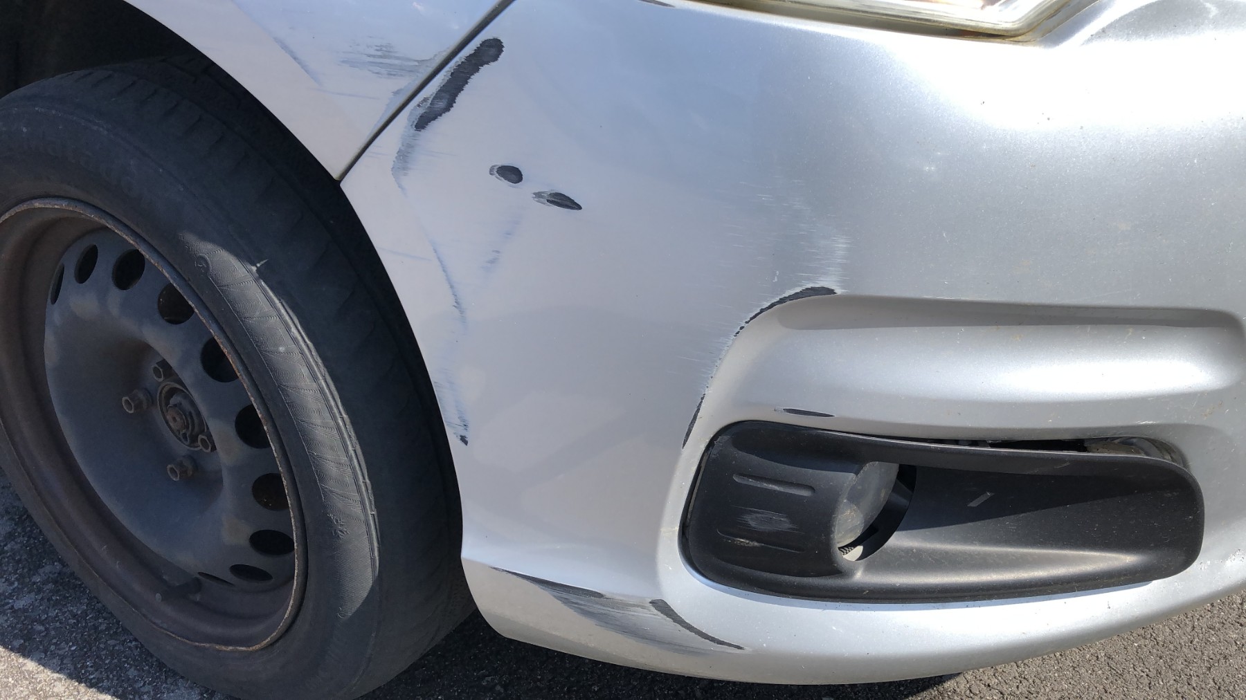 Feu arriere secondaire droit (feux) pour CITROEN C4 2 PHASE 1 Feu arriere secondaire droit (feux) pour CITROEN C4 2 PHASE 1