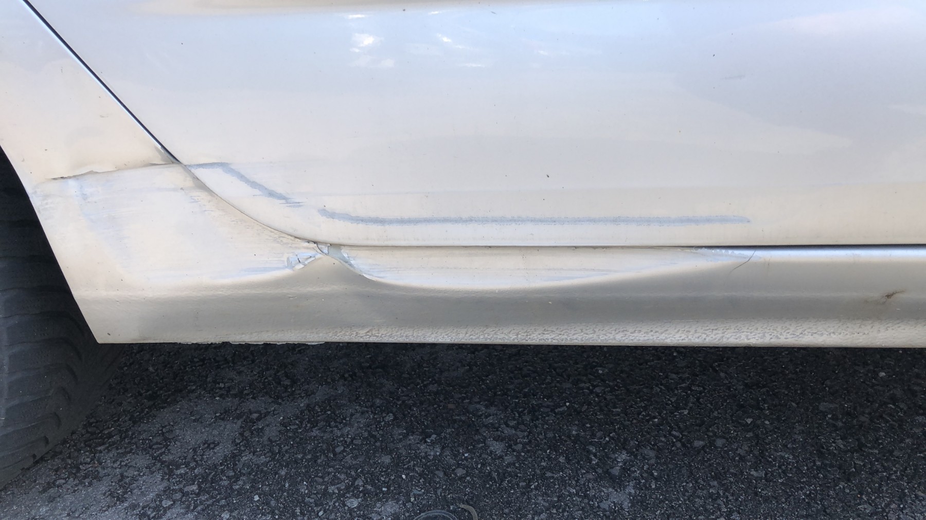 Feu arriere secondaire droit (feux) pour CITROEN C4 2 PHASE 1 Feu arriere secondaire droit (feux) pour CITROEN C4 2 PHASE 1